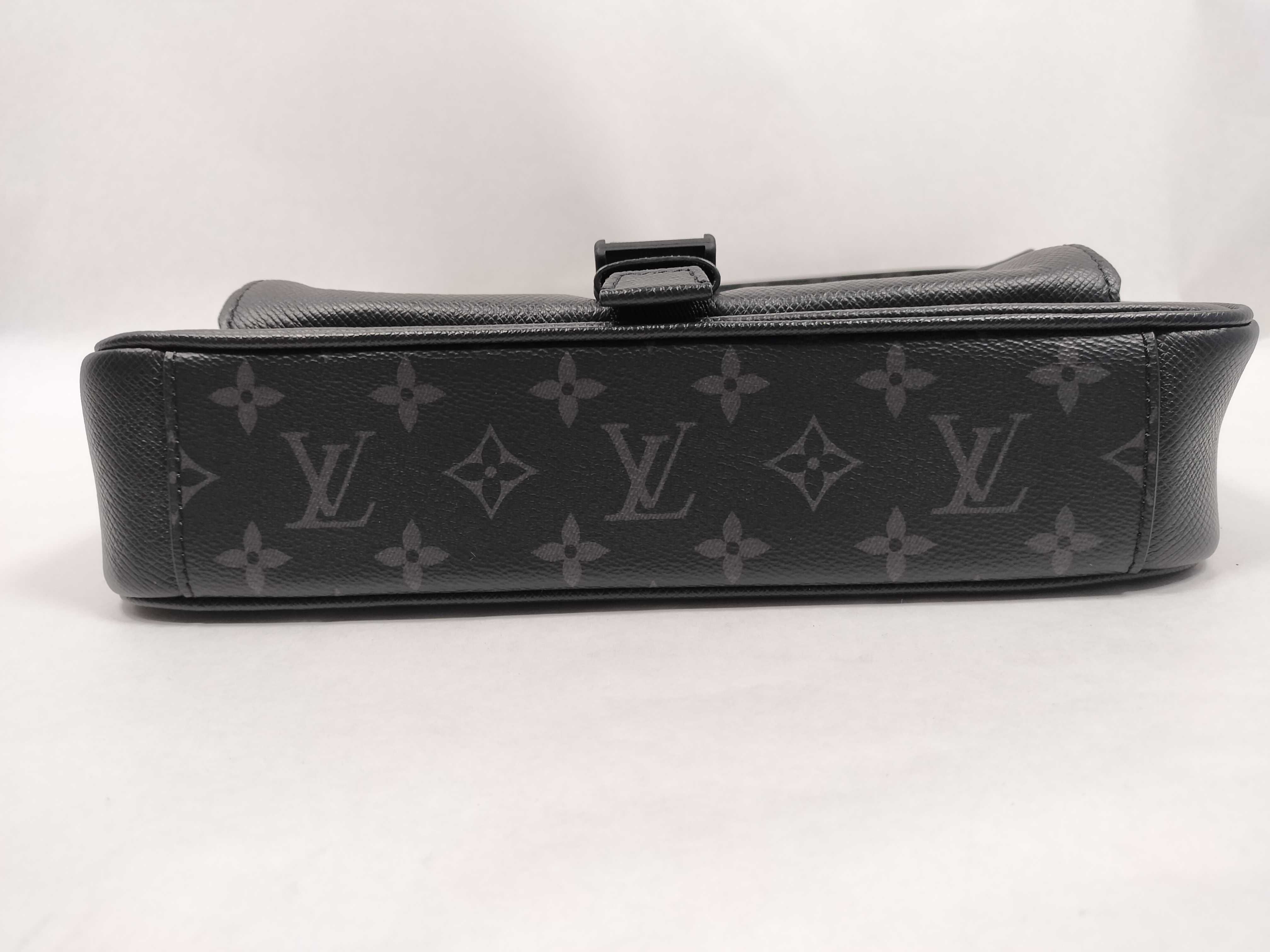 LV Flap Messenger Shoulder Bag — view 7