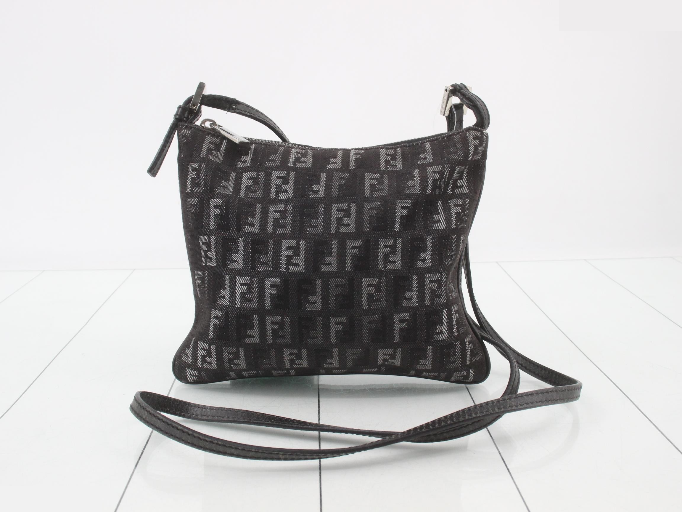 Zucchino (Bag) - Shoulder Bag - FF Logo