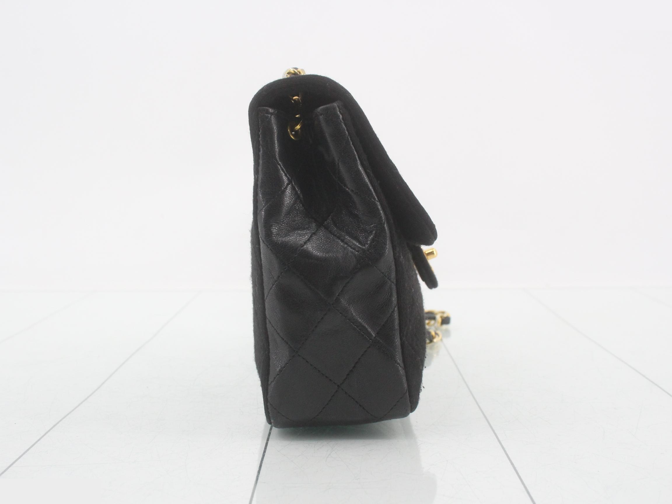 Matelassé Cotton Jersey Shoulder Bag, Black — view 4