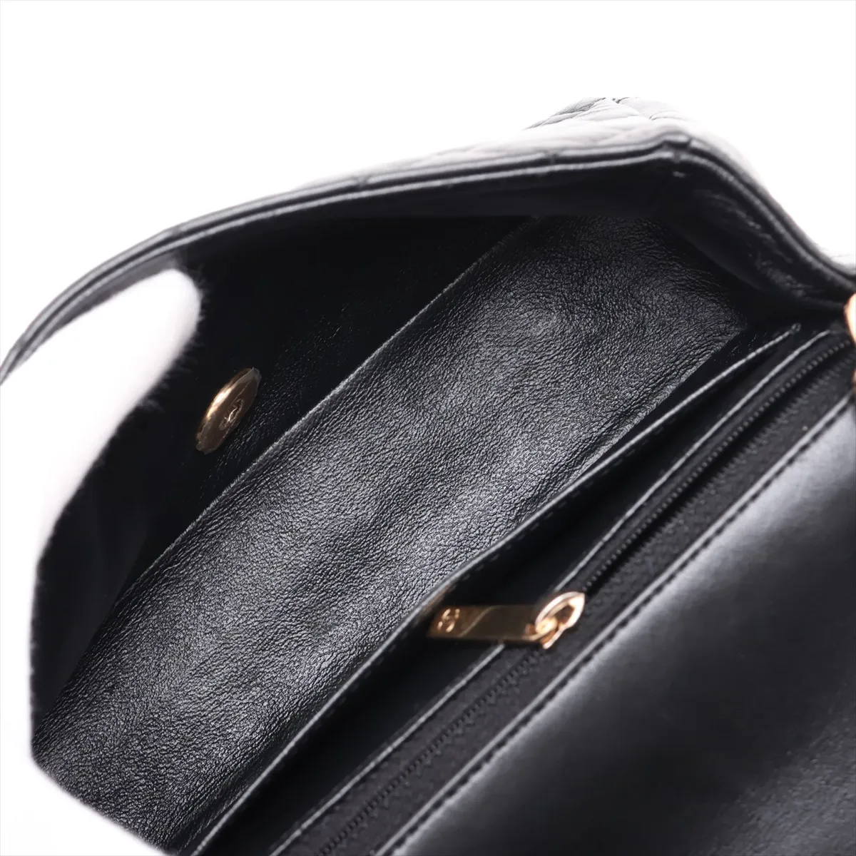[Individually packaged] Chanel Mini Matelassé Lambskin Single Flap Single Chain Bag Charm, Black with Gold Hardware, 31247978, Serial Number 31 — view 6
