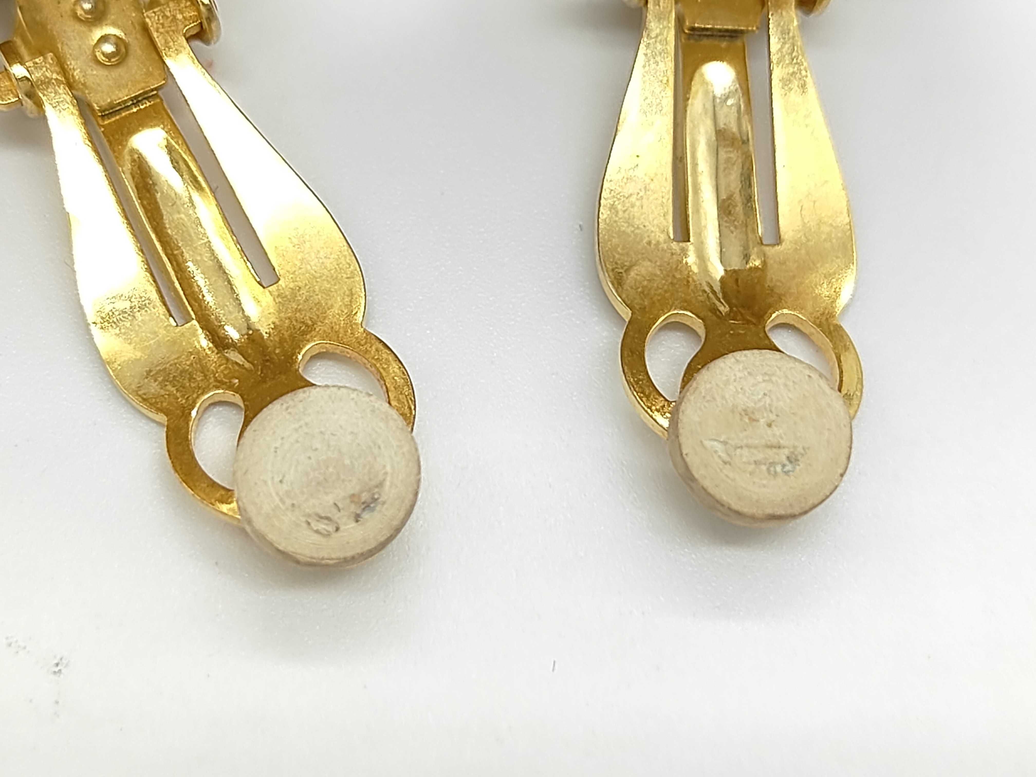 Vintage Circle Gold Earrings — view 7