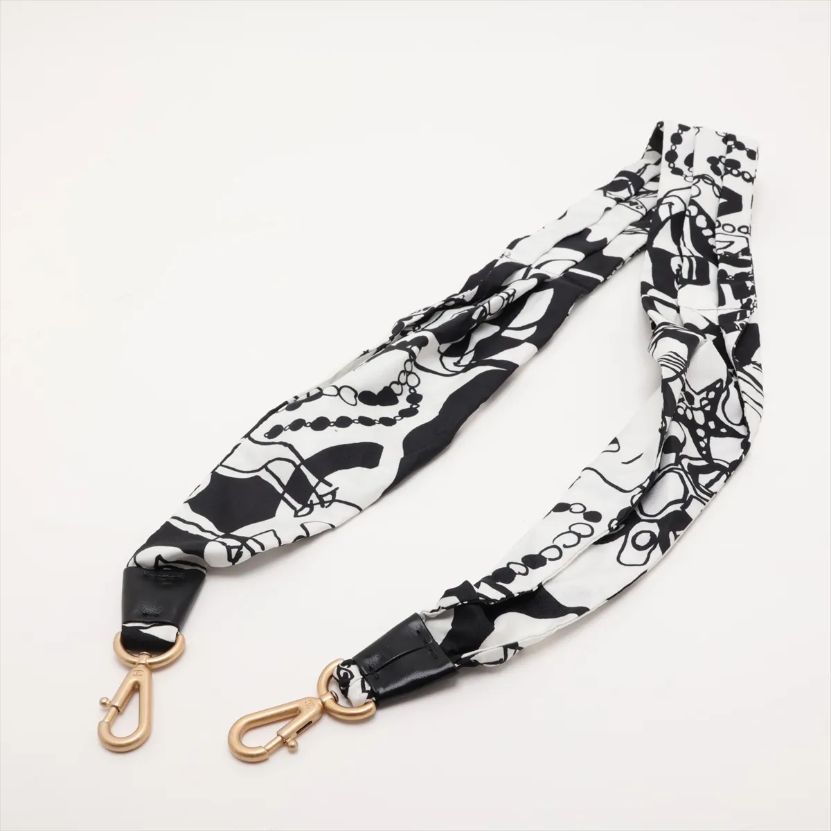 Matelassé Nylon Shoulder Bag, White x Black, Gold Hardware, H7KTPJA5, Random Plate — view 5