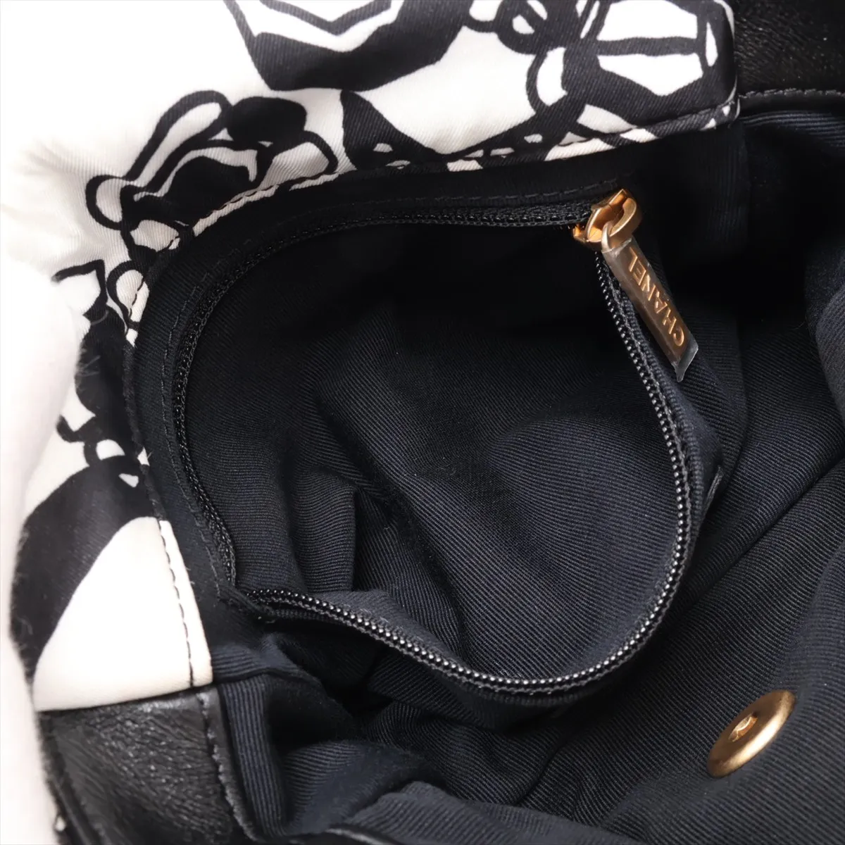 Matelassé Nylon Shoulder Bag, White x Black, Gold Hardware, H7KTPJA5, Random Plate — view 7