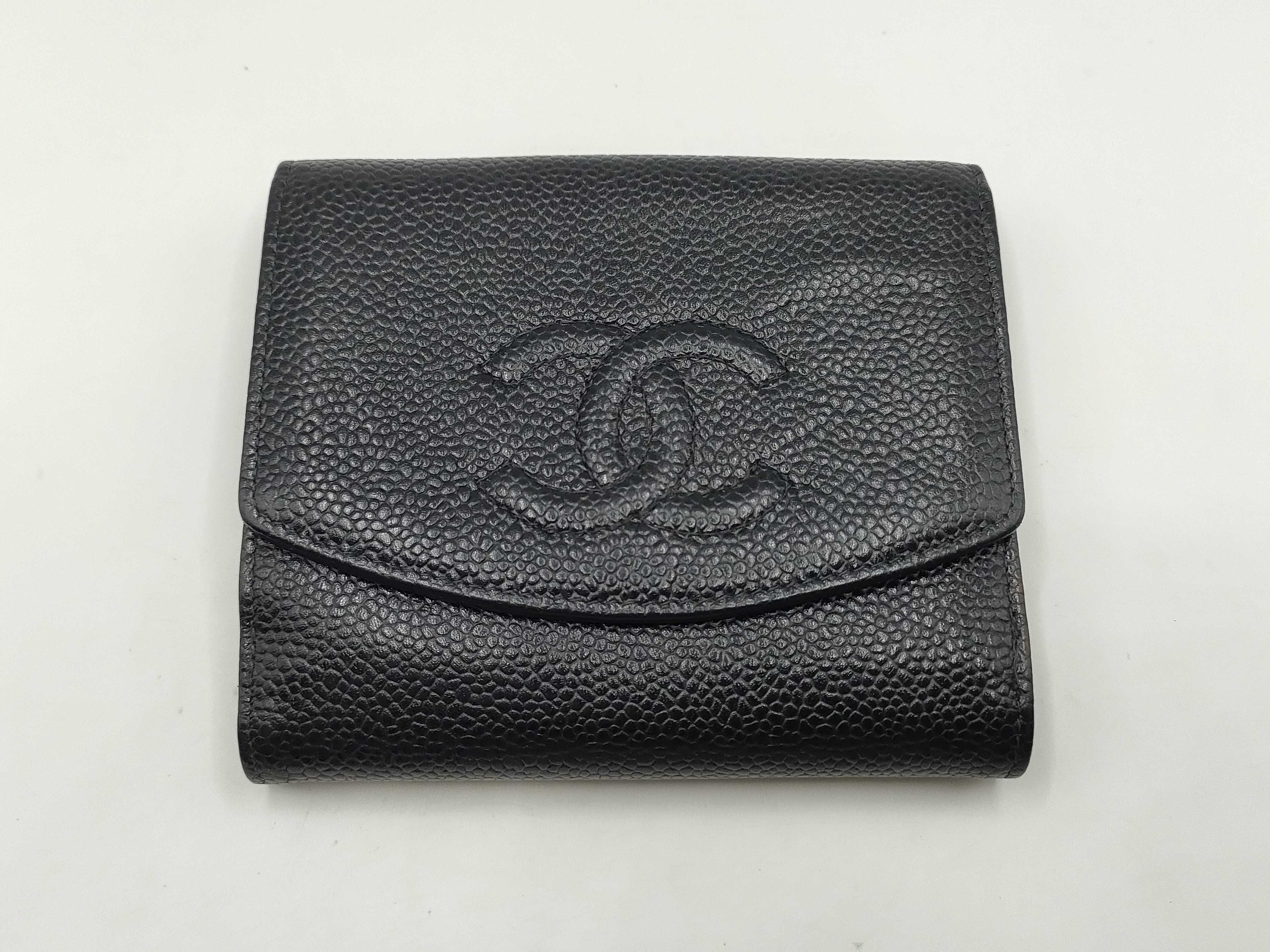 Caviar Skin Coco Mark Folding Wallet