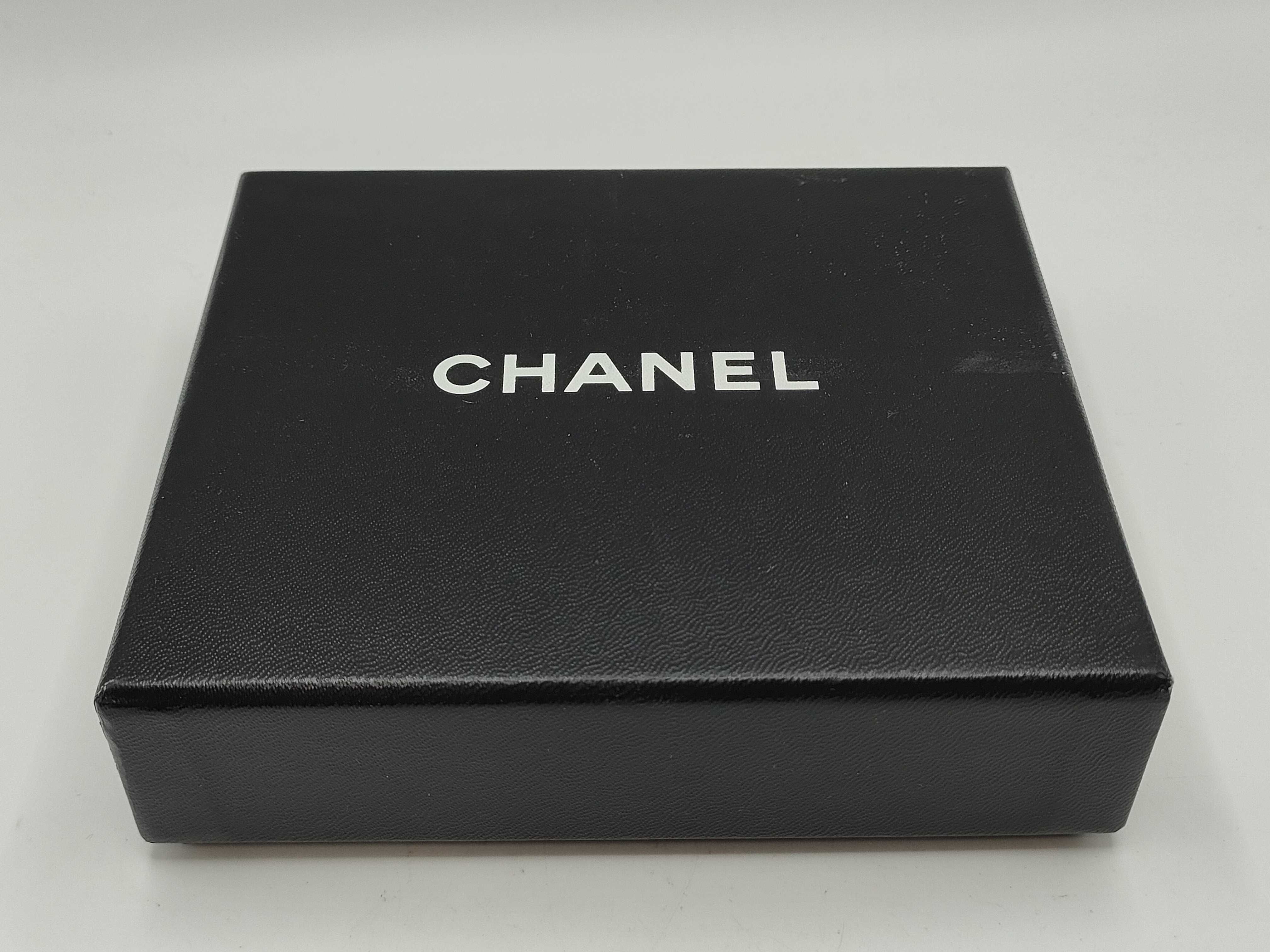 Caviar Skin Coco Mark Folding Wallet — view 14