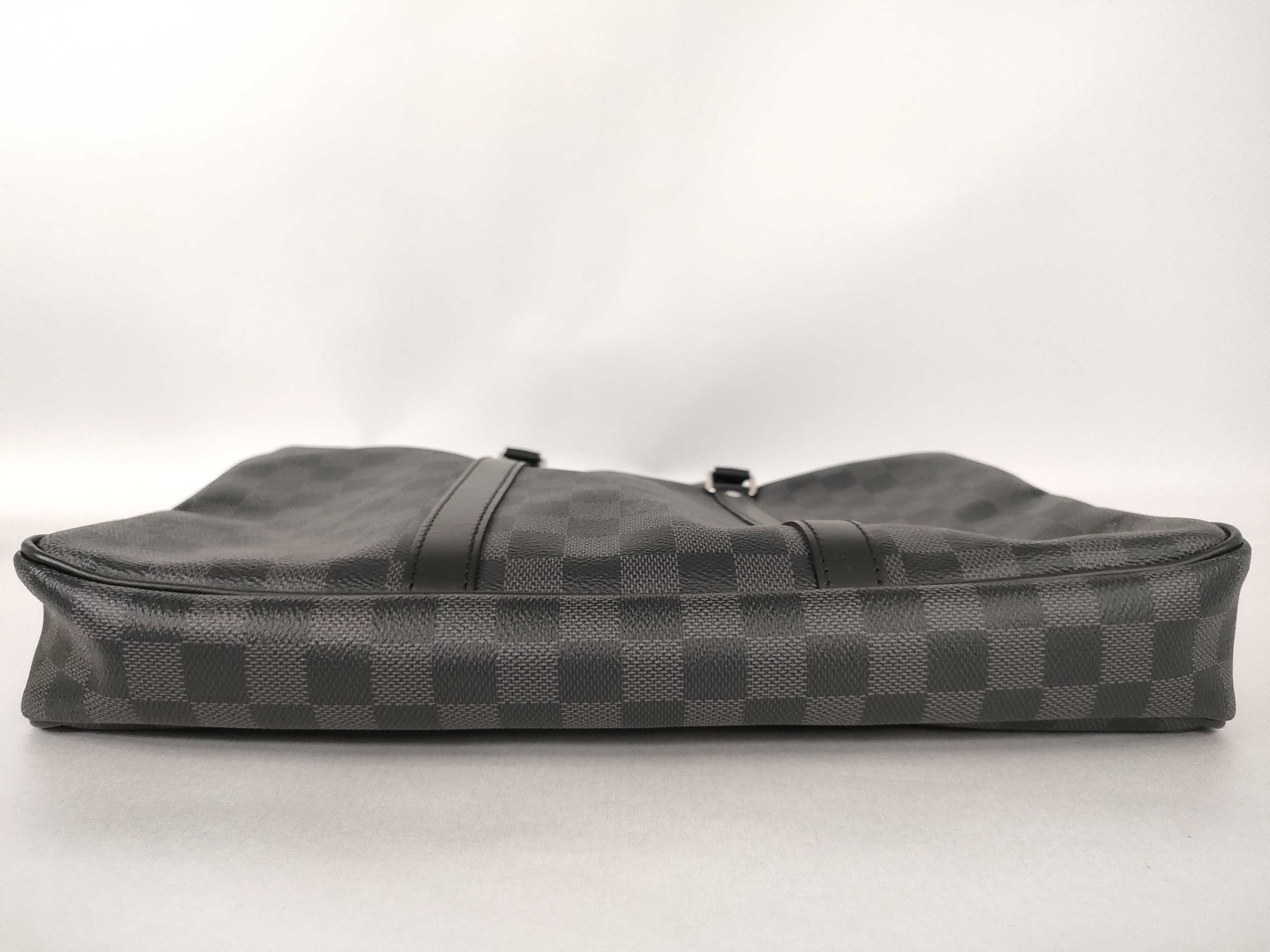 Damier Graphite PDV Business Bag — view 7