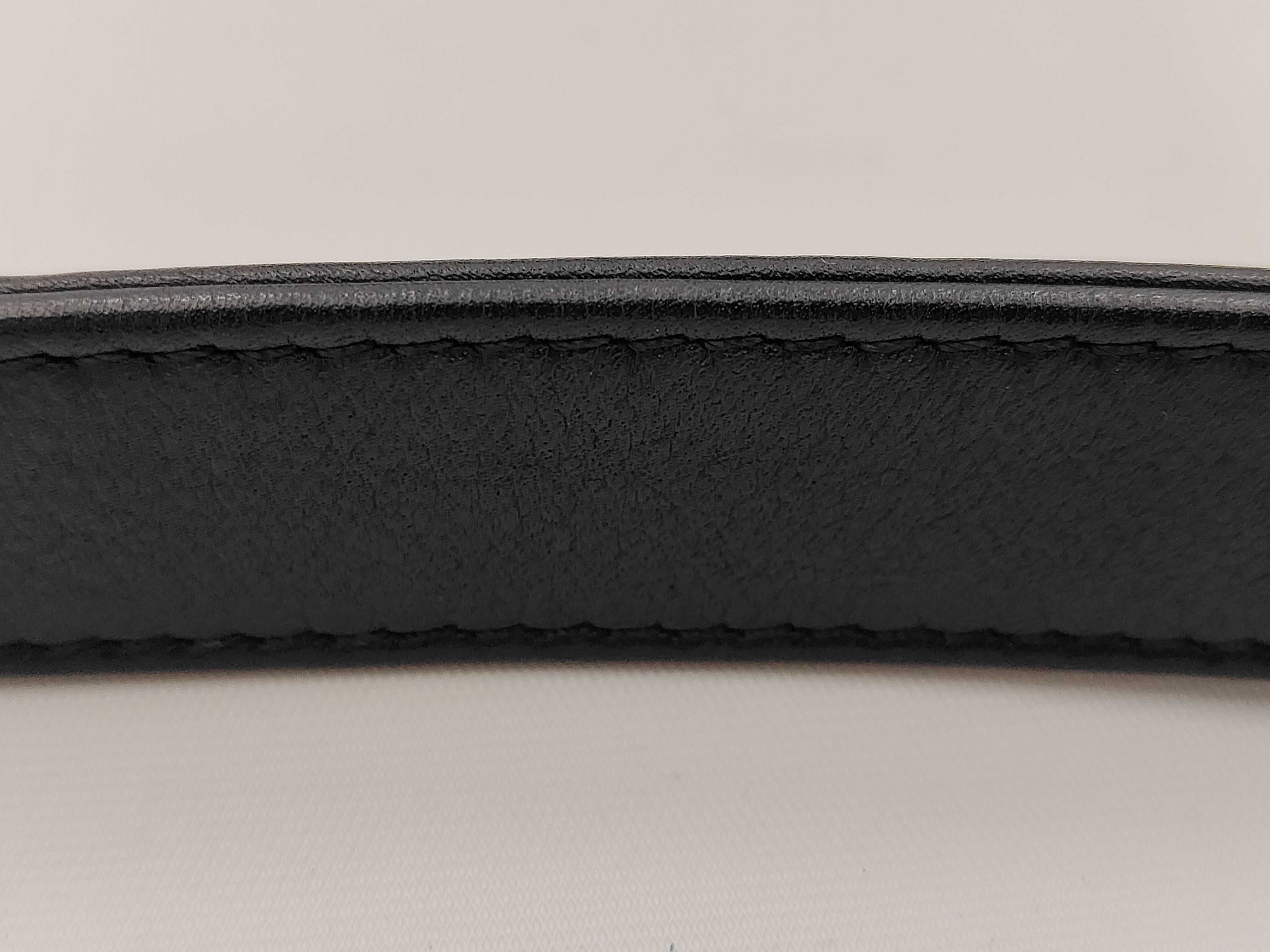 Boy Chanel 25 V-stitch Lambskin Shoulder Bag — view 4