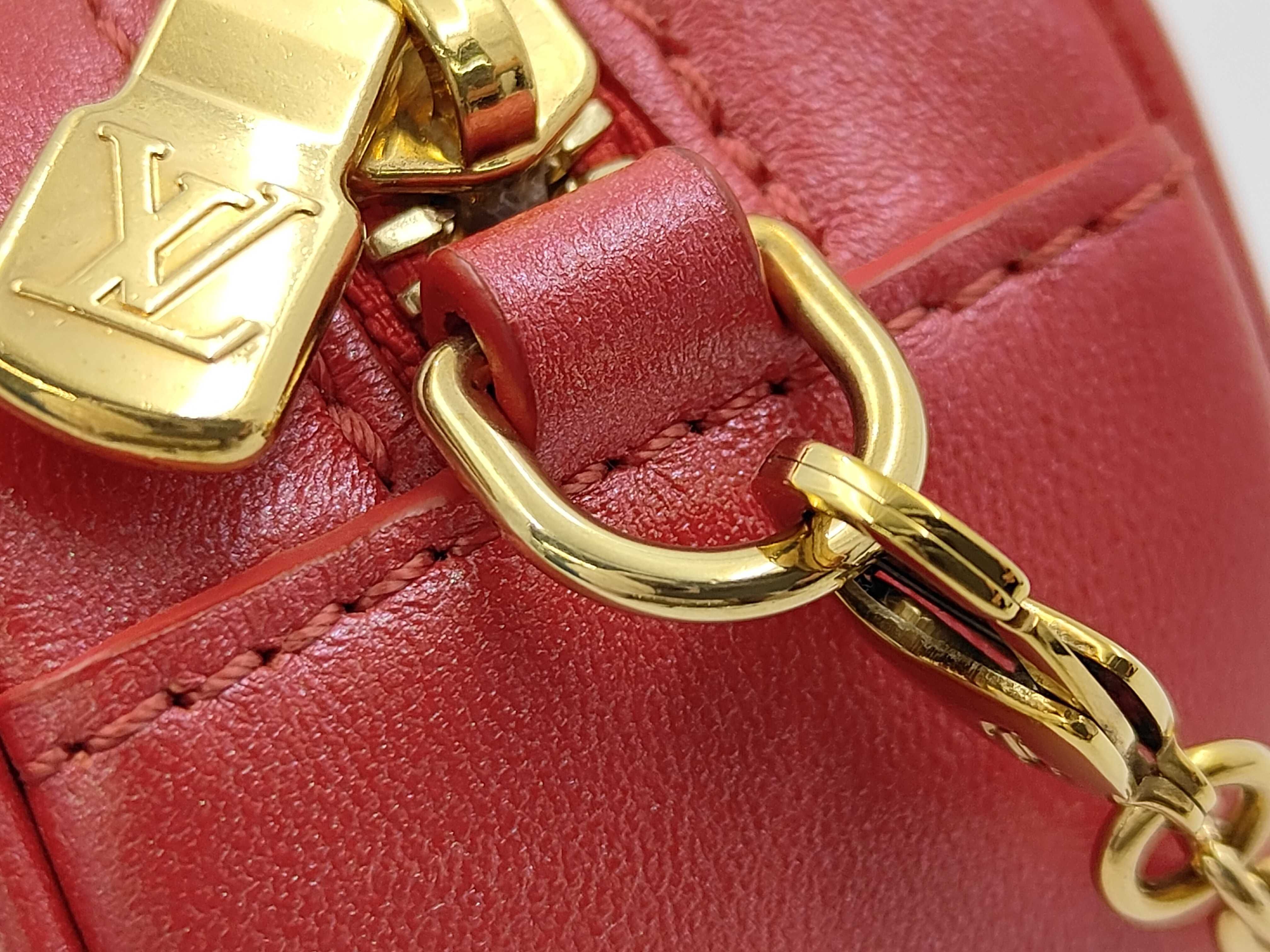 Heart on Chain Monogram M80837 Bag — view 6