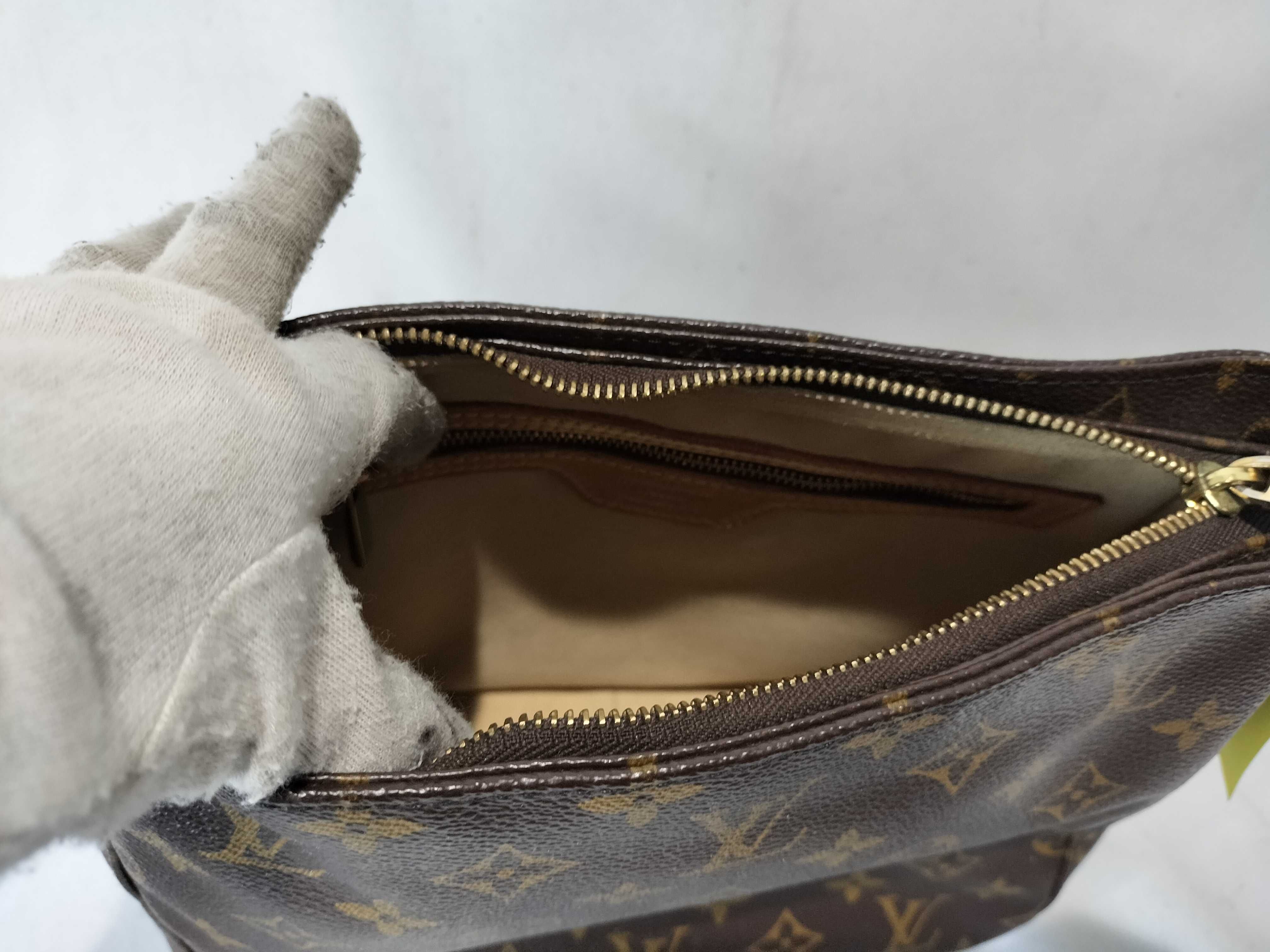 Monogram M51146 Looping MM Handbag — view 9