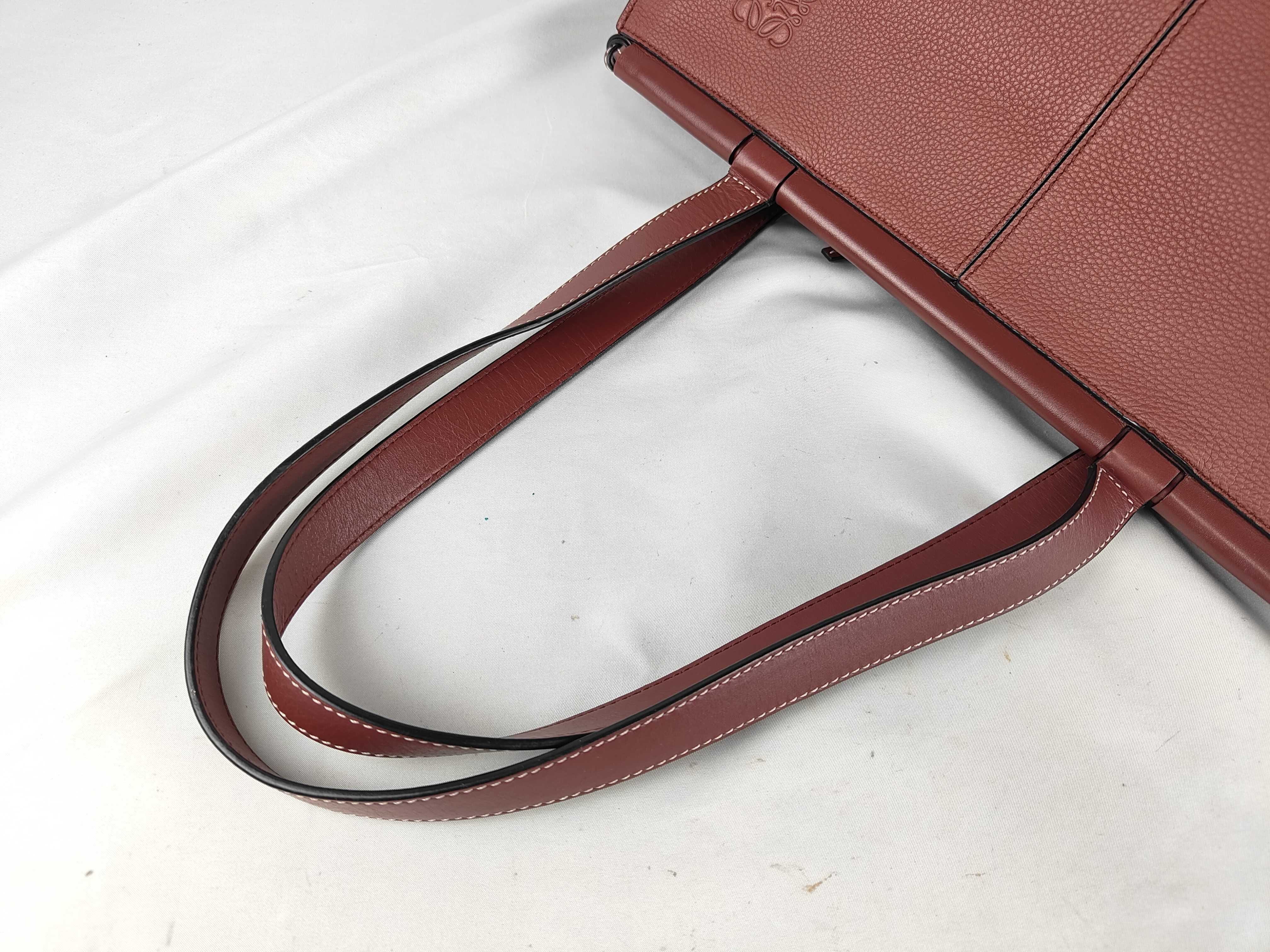 Anagram Cushion Leather Tote Bag — view 3