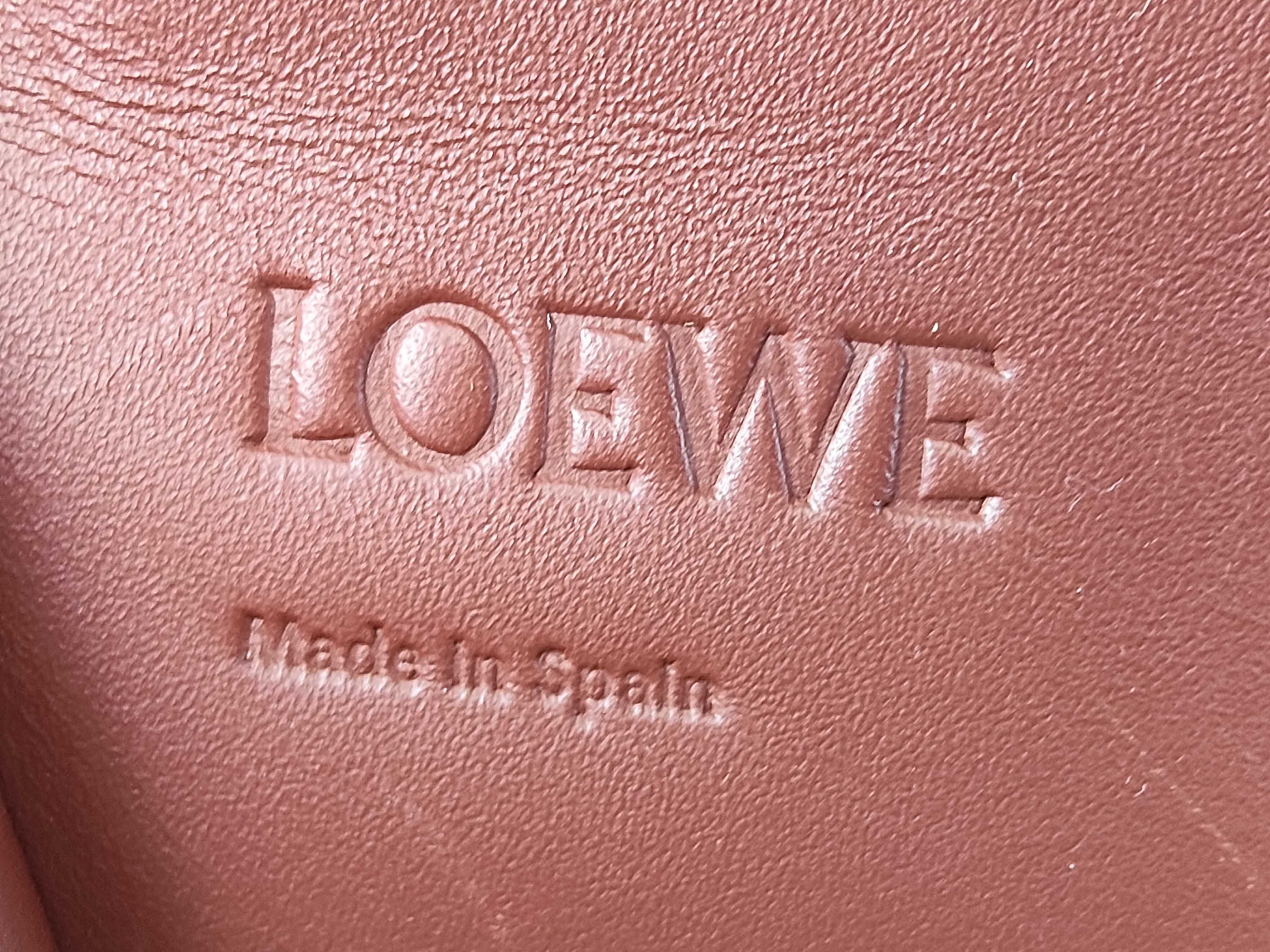 Anagram Cushion Leather Tote Bag — view 9