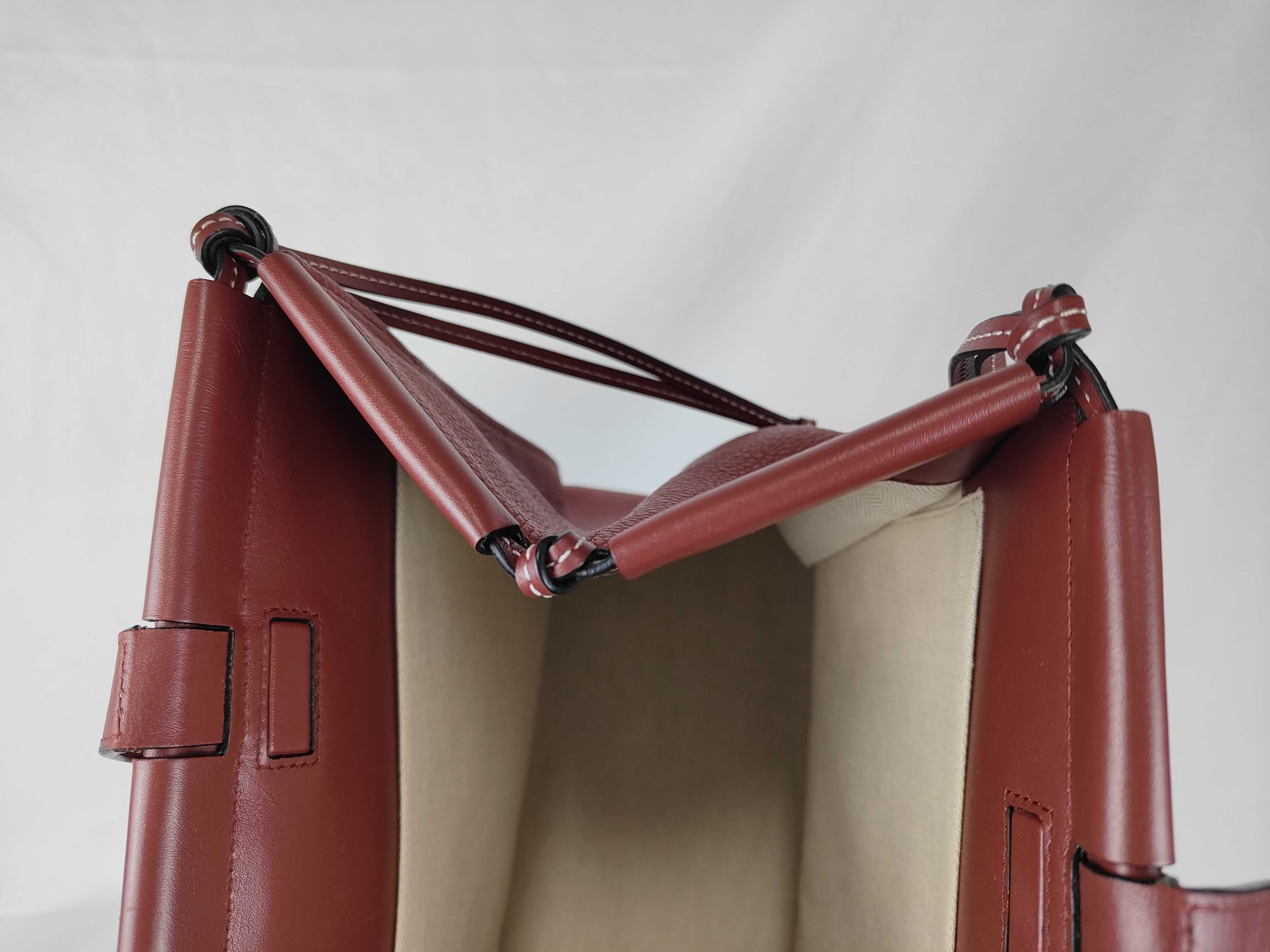 Anagram Cushion Leather Tote Bag — view 10