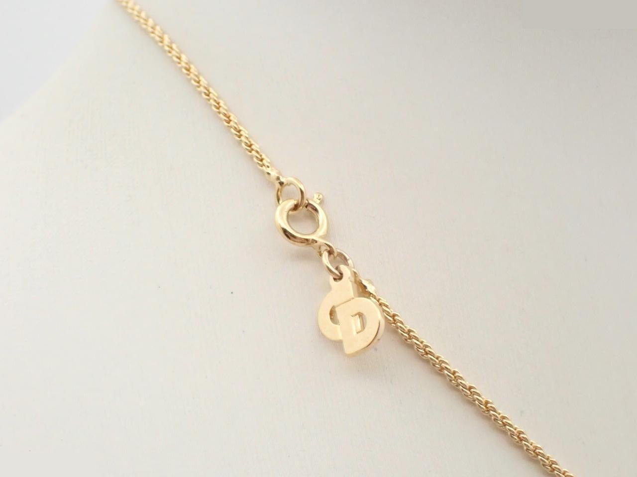Other line: Precious metal necklaces and pendants, neck circumference approximately 38 cm. — view 2