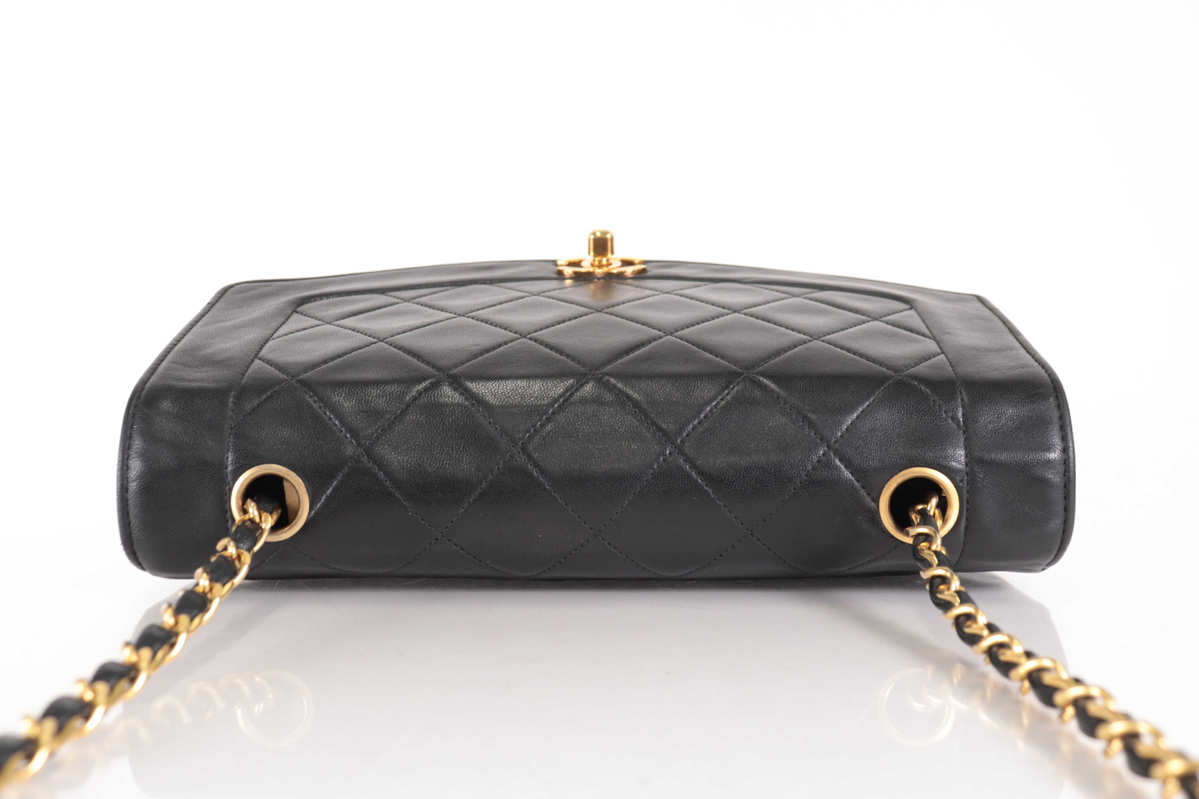 Diana 25 Lambskin Chain Shoulder Bag (Serial No. 2) — view 5