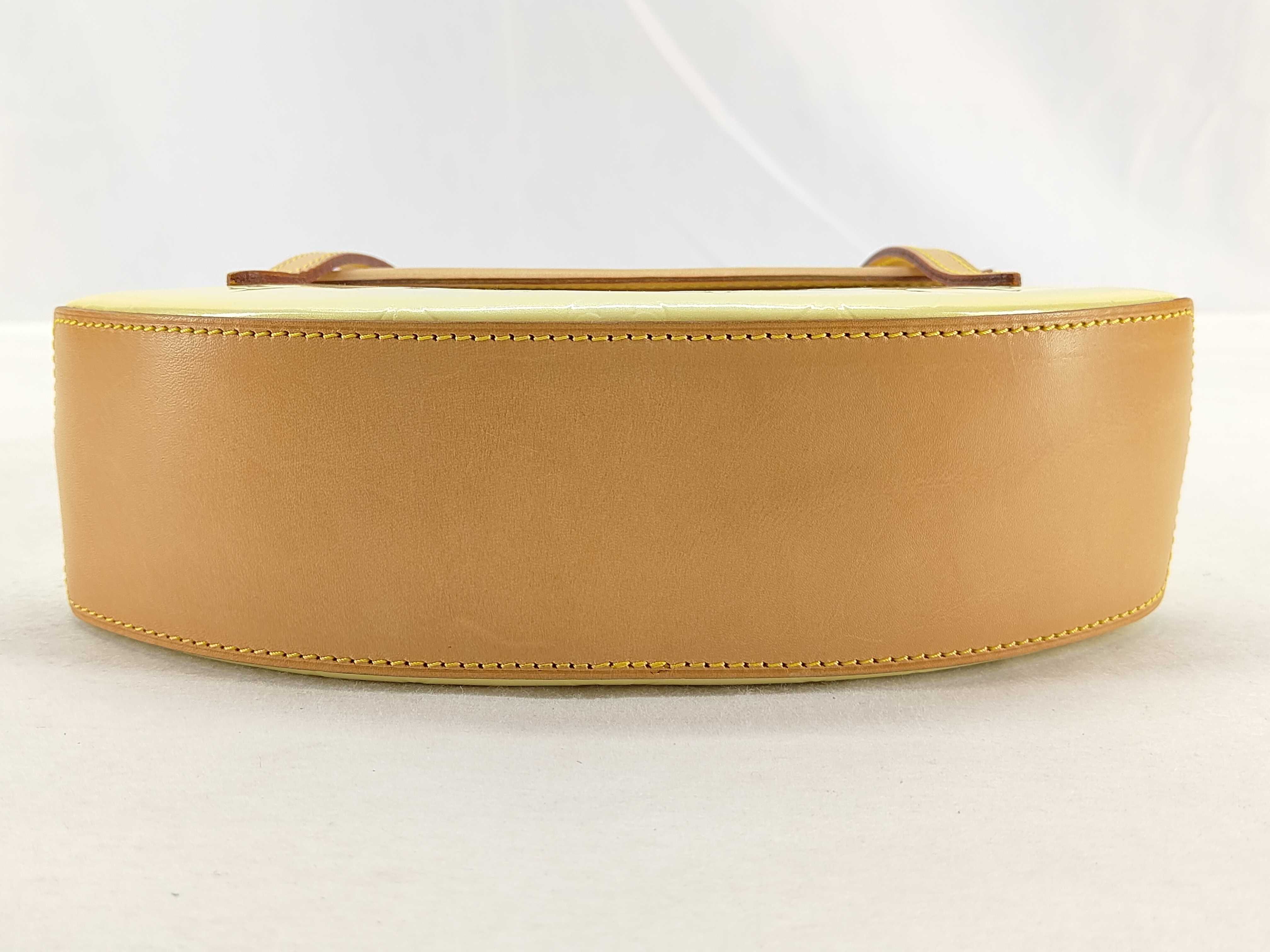 Vernis Louis Vuitton Biscayne Bay Vernis Shoulder Bag — view 8