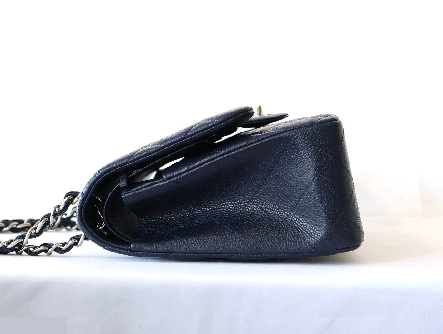 Large Matelassé 30, Caviar Skin, Double Flap, Double Chain Shoulder Bag, Navy — view 7