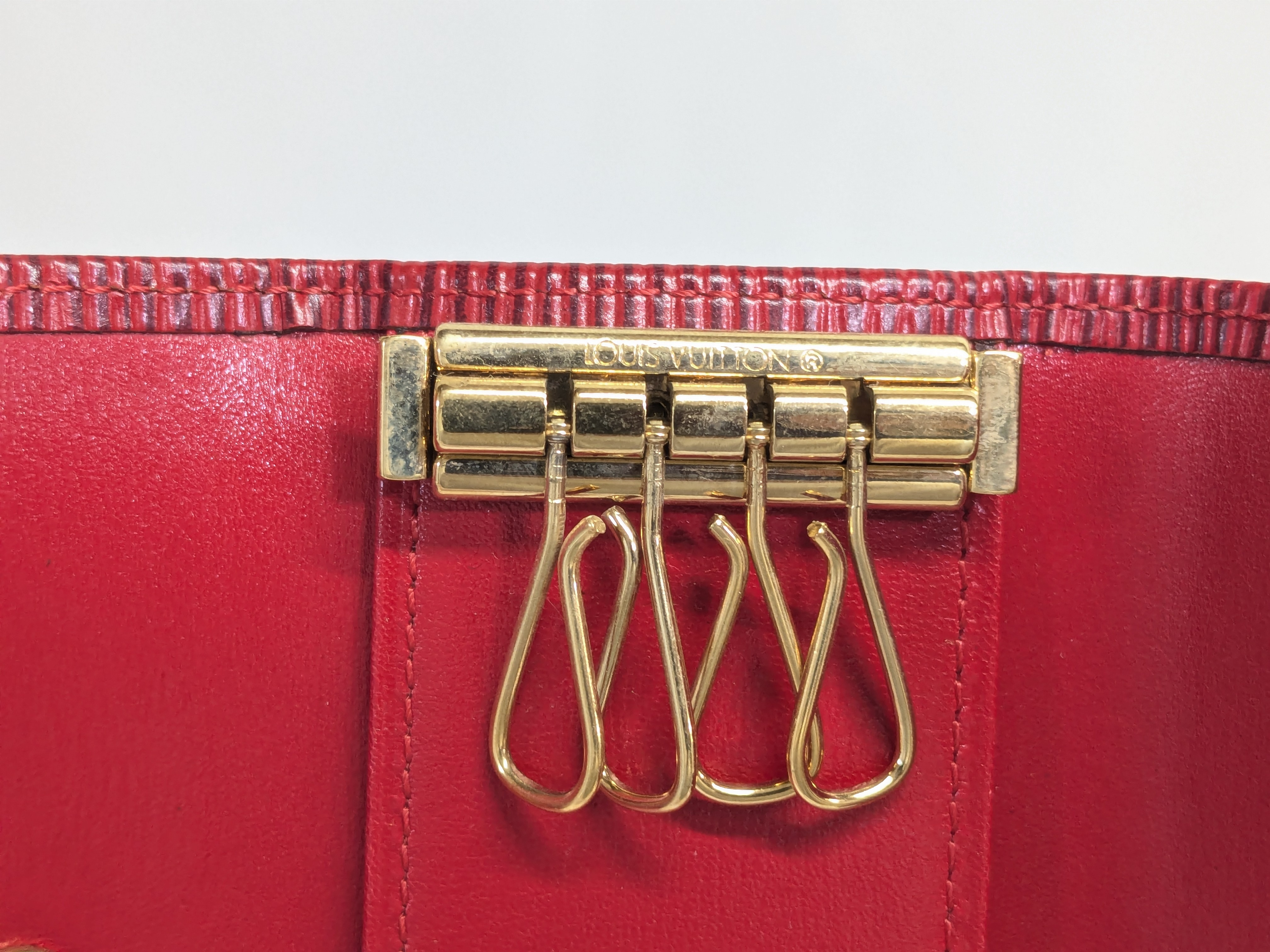 LV Epi Multicles 4 Key Case/Key Holder (No Stickiness) — view 7