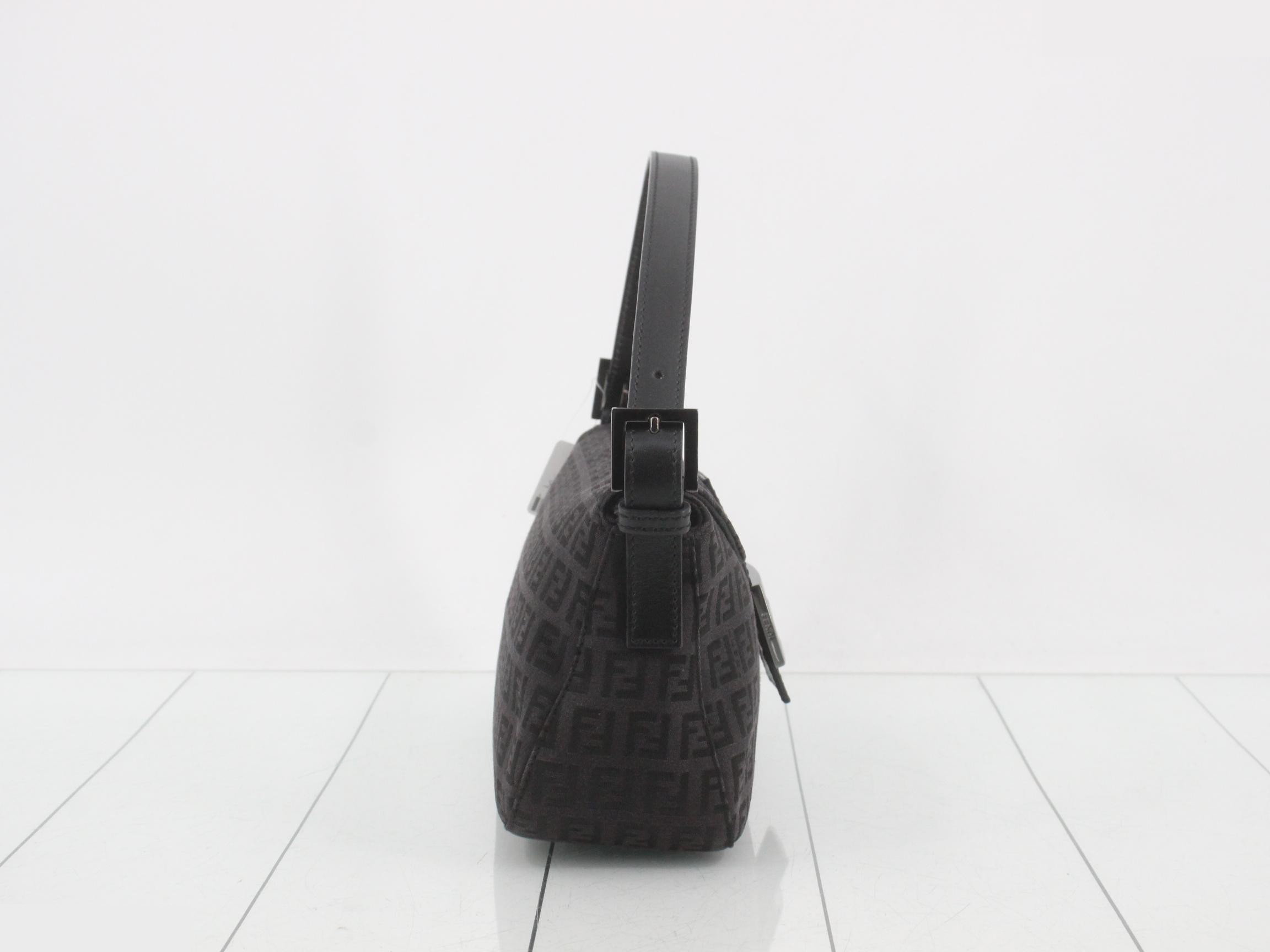 Zucchino Mamma Bucket Shoulder Bag — view 4