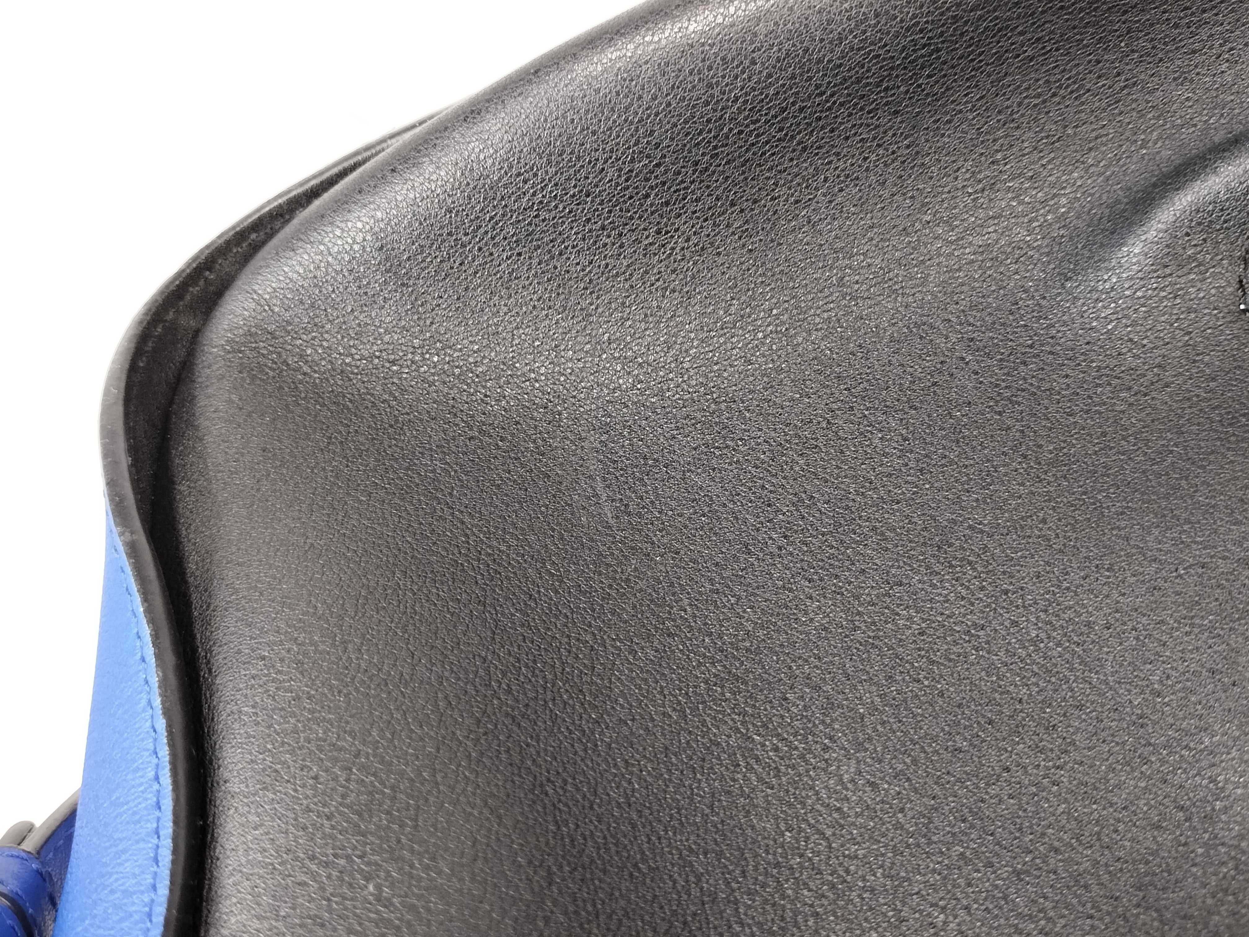 Hammock Compact Shoulder Bag — view 13