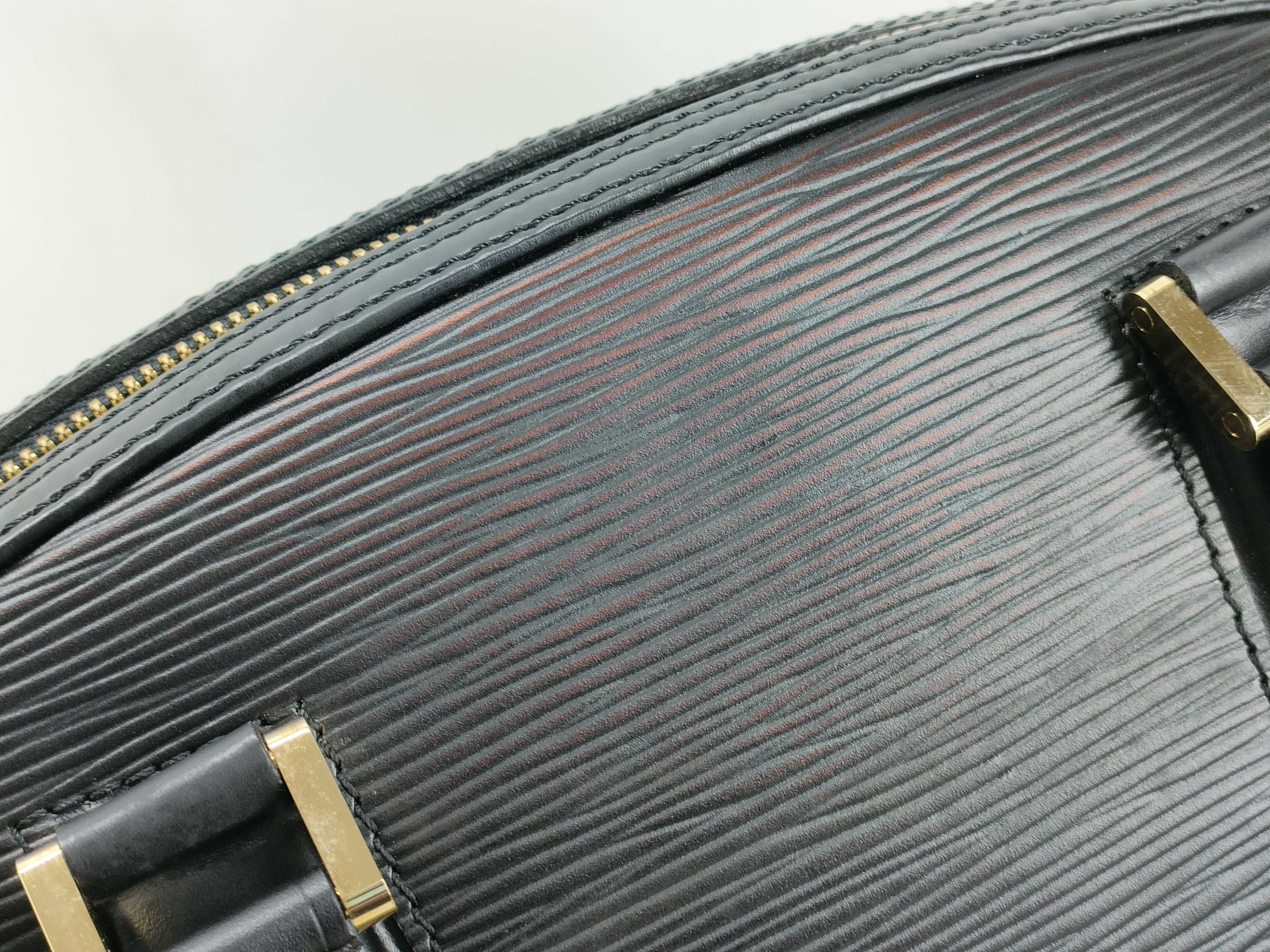 Epi Leather Jasmine M52782 TH0929 Black Handbag — view 15