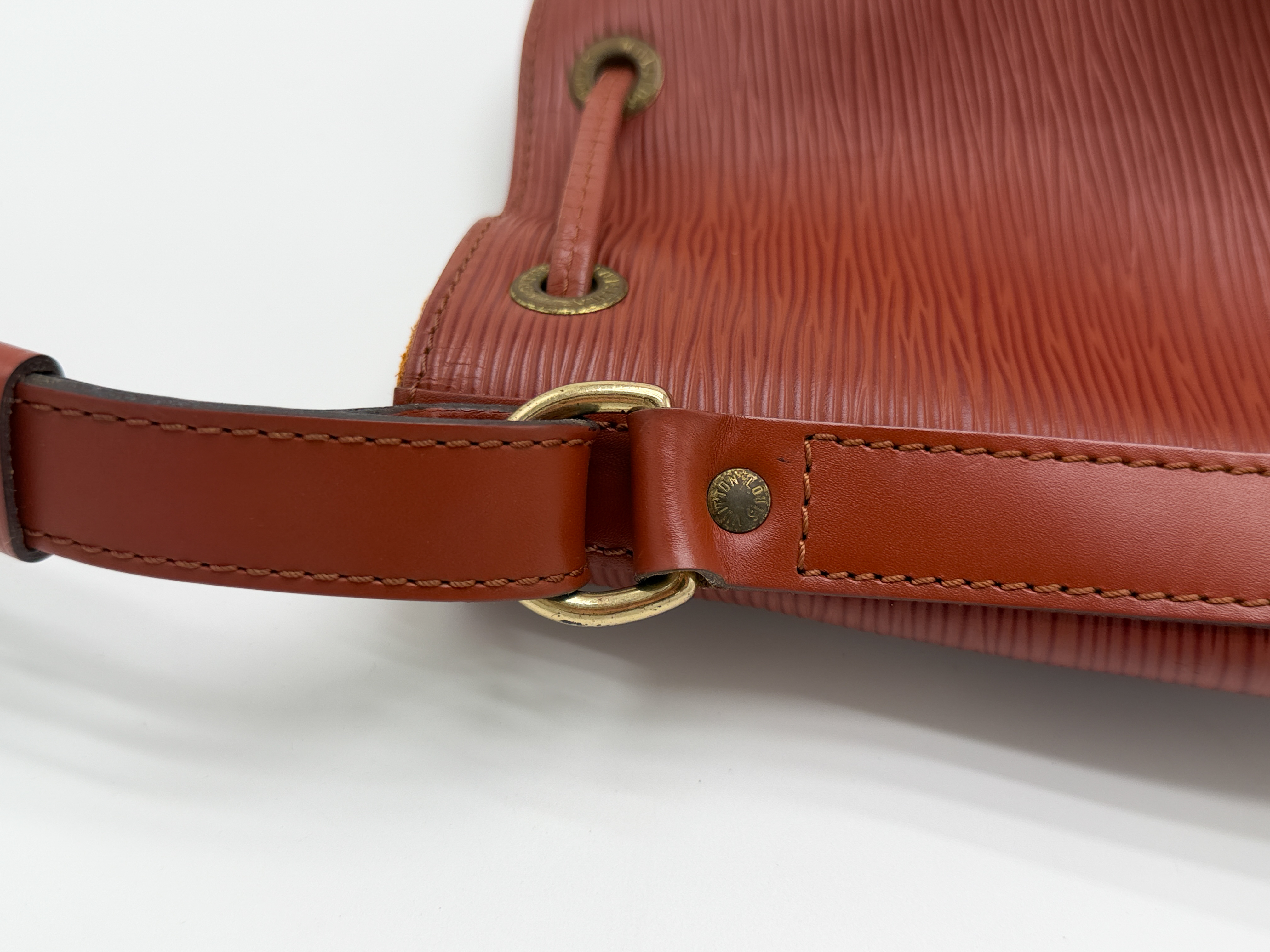 Epi M44003 Noe Kenya Brown Shoulder Bag — view 8