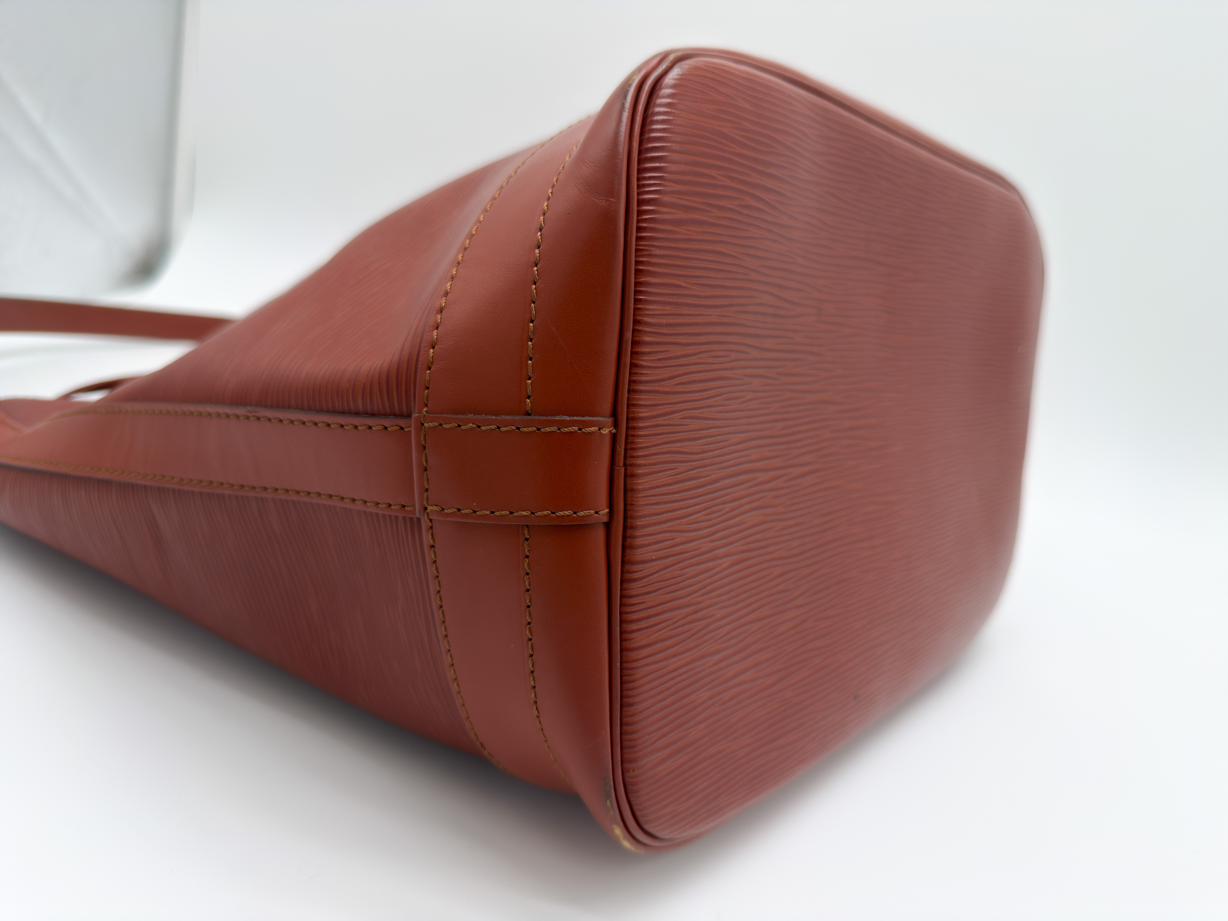 Epi M44003 Noe Kenya Brown Shoulder Bag — view 10