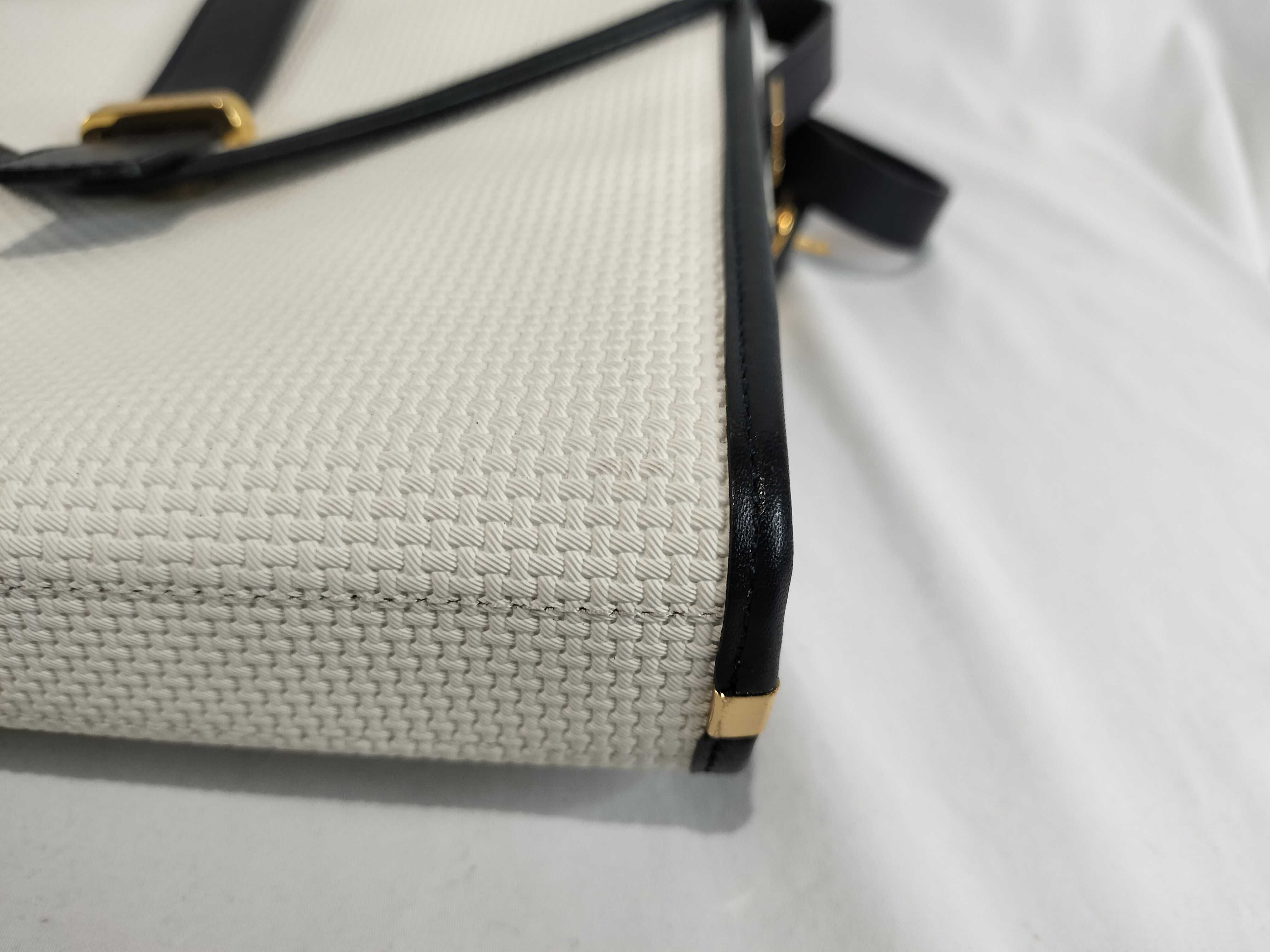 Shoulder Flap Bag, White, Small Stain — view 7