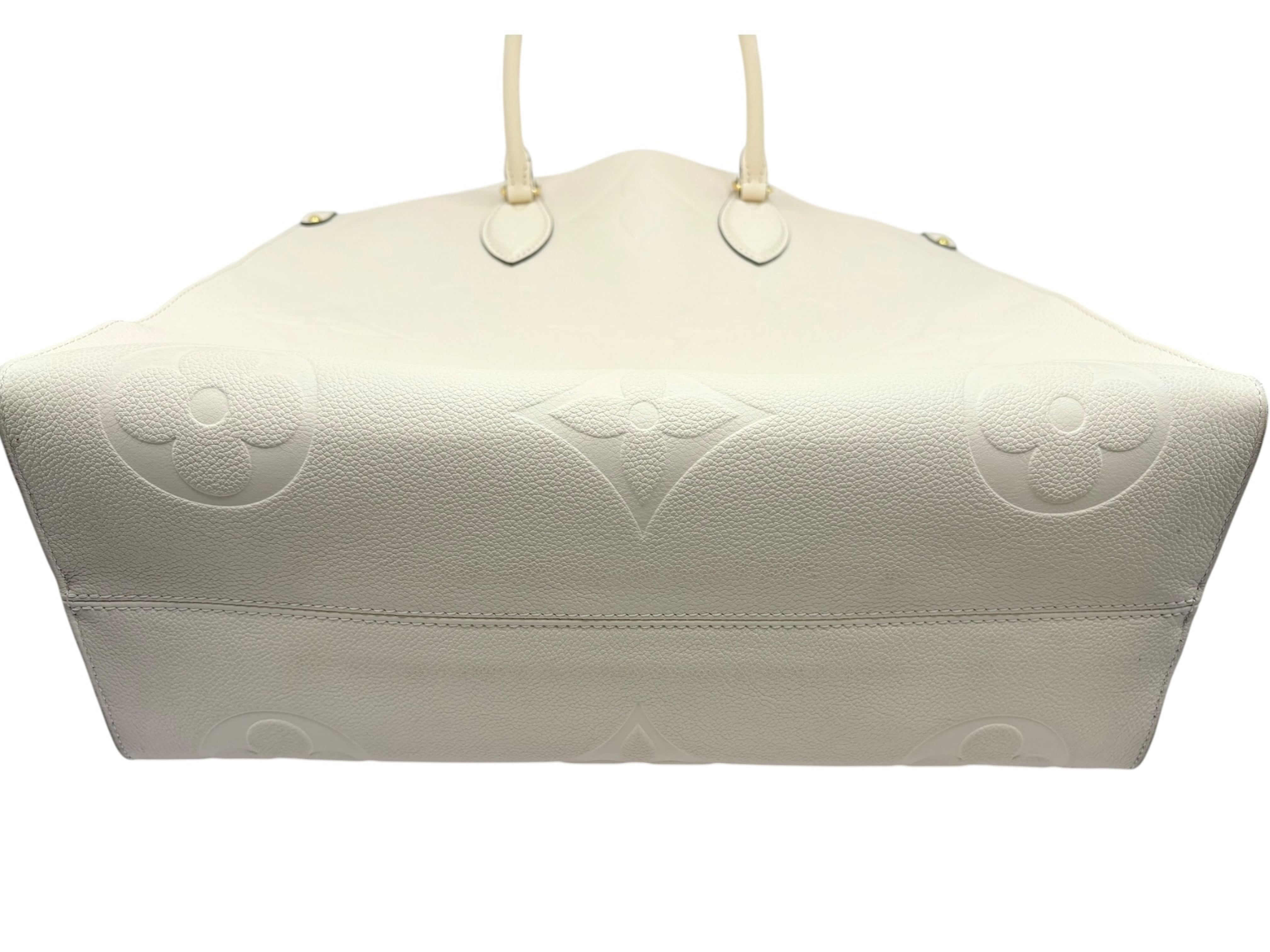 Monogram Empreinte OnTheGo GM M45081 DU5109 White RFID-enabled tote bag — view 3