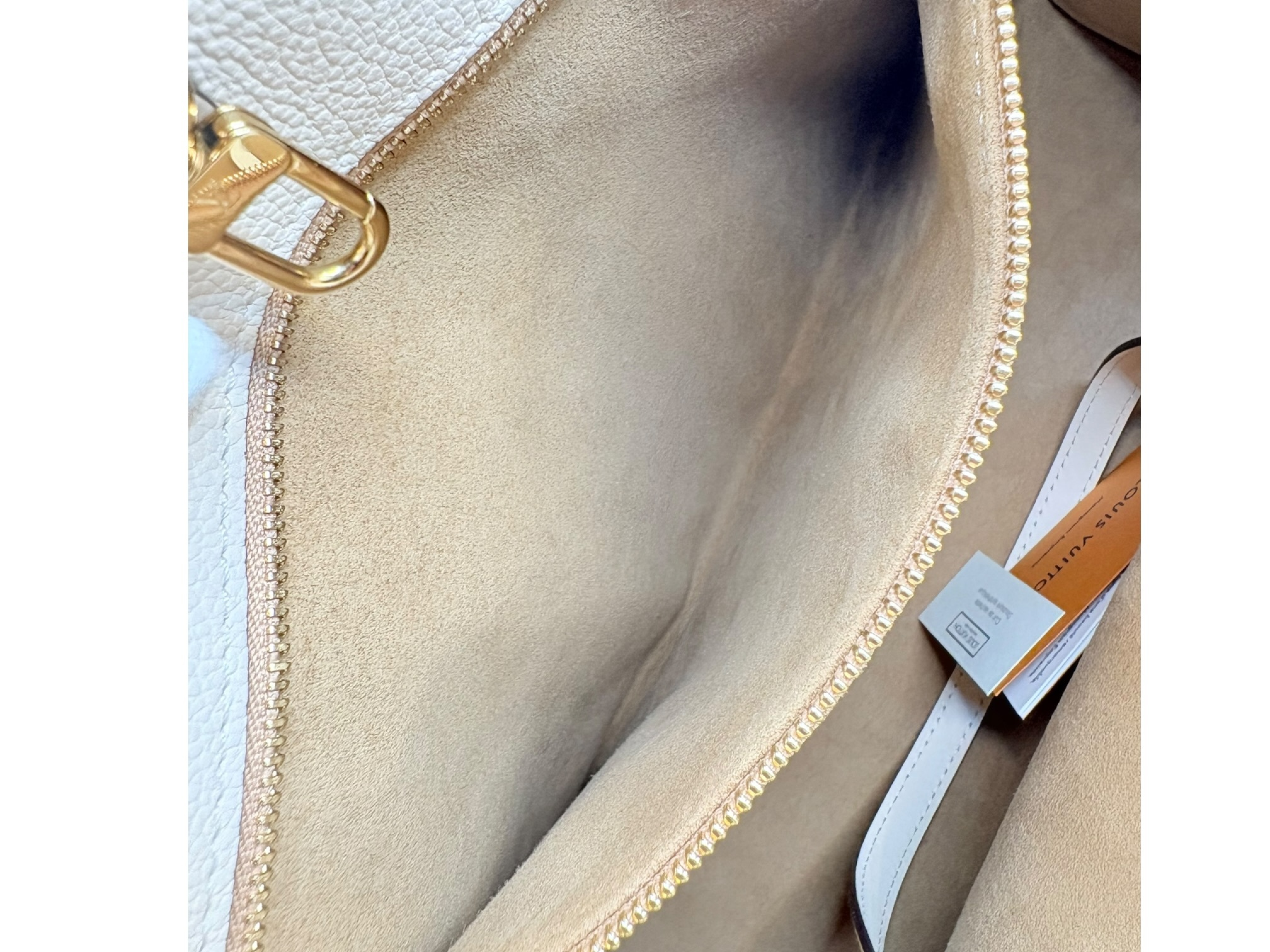 Monogram Empreinte OnTheGo GM M45081 DU5109 White RFID-enabled tote bag — view 8