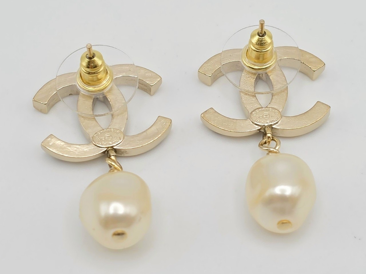 earrings — view 4