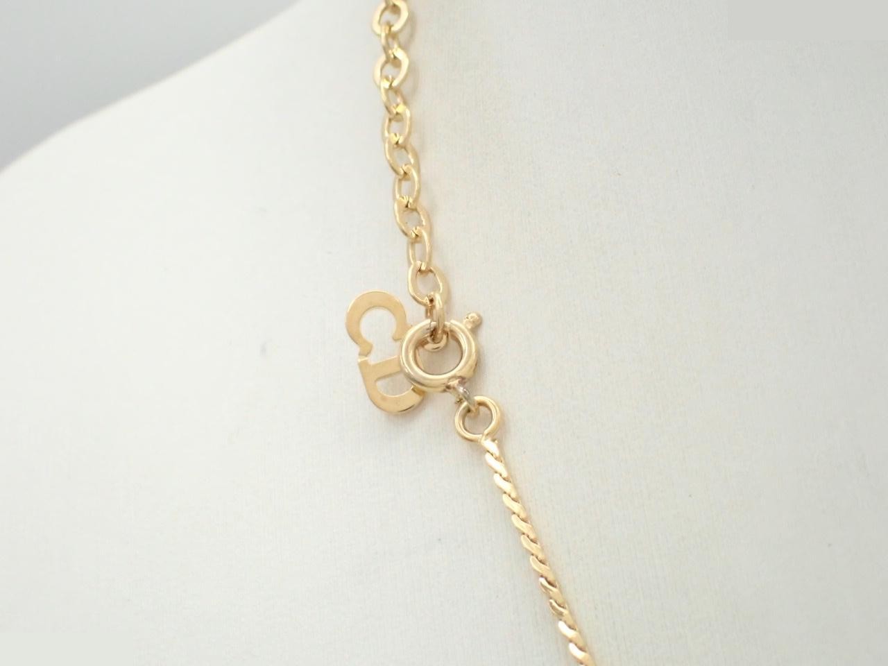Other lines: Precious metal necklaces and pendants, chain approximately 43cm. — view 2