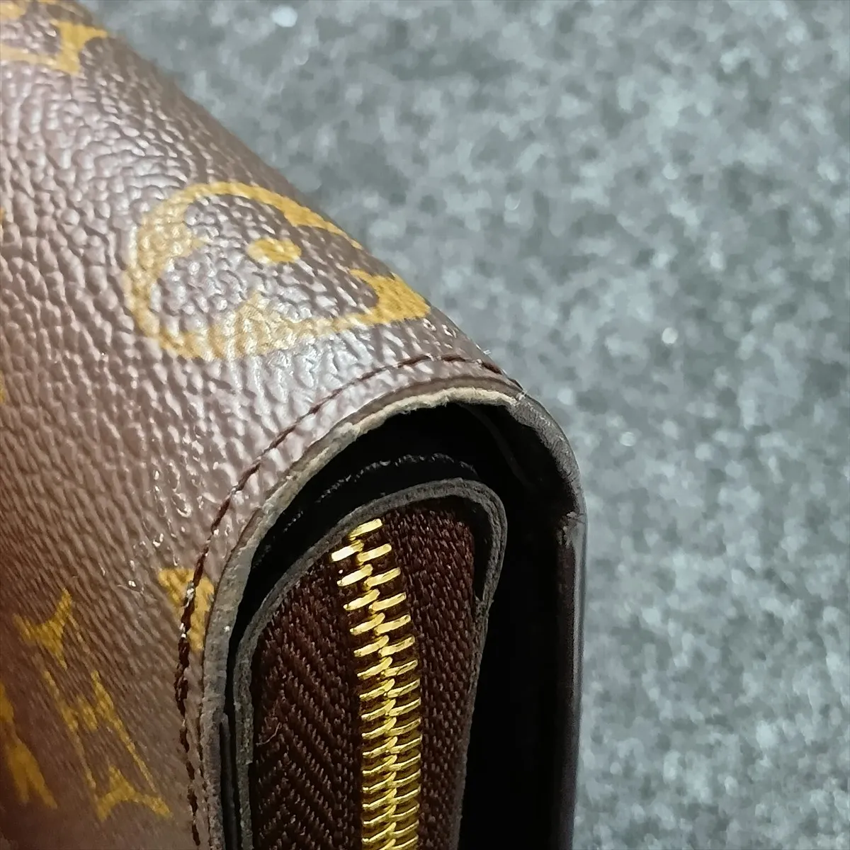 Monogram Reverse Portefeuille Lou M81461 Brown Compact Wallet with Initials; RFID Detectable. — view 12