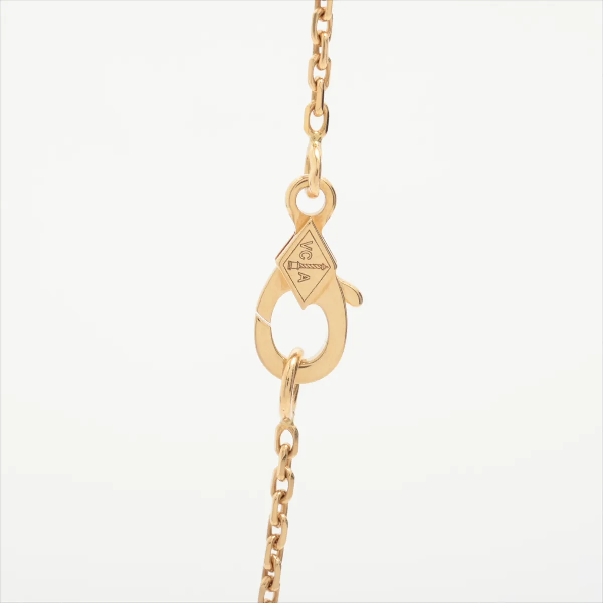 Vintage Alhambra Shell Necklace, 750 (Yellow Gold), 5.4g, JD158154. Shell shows — view 3