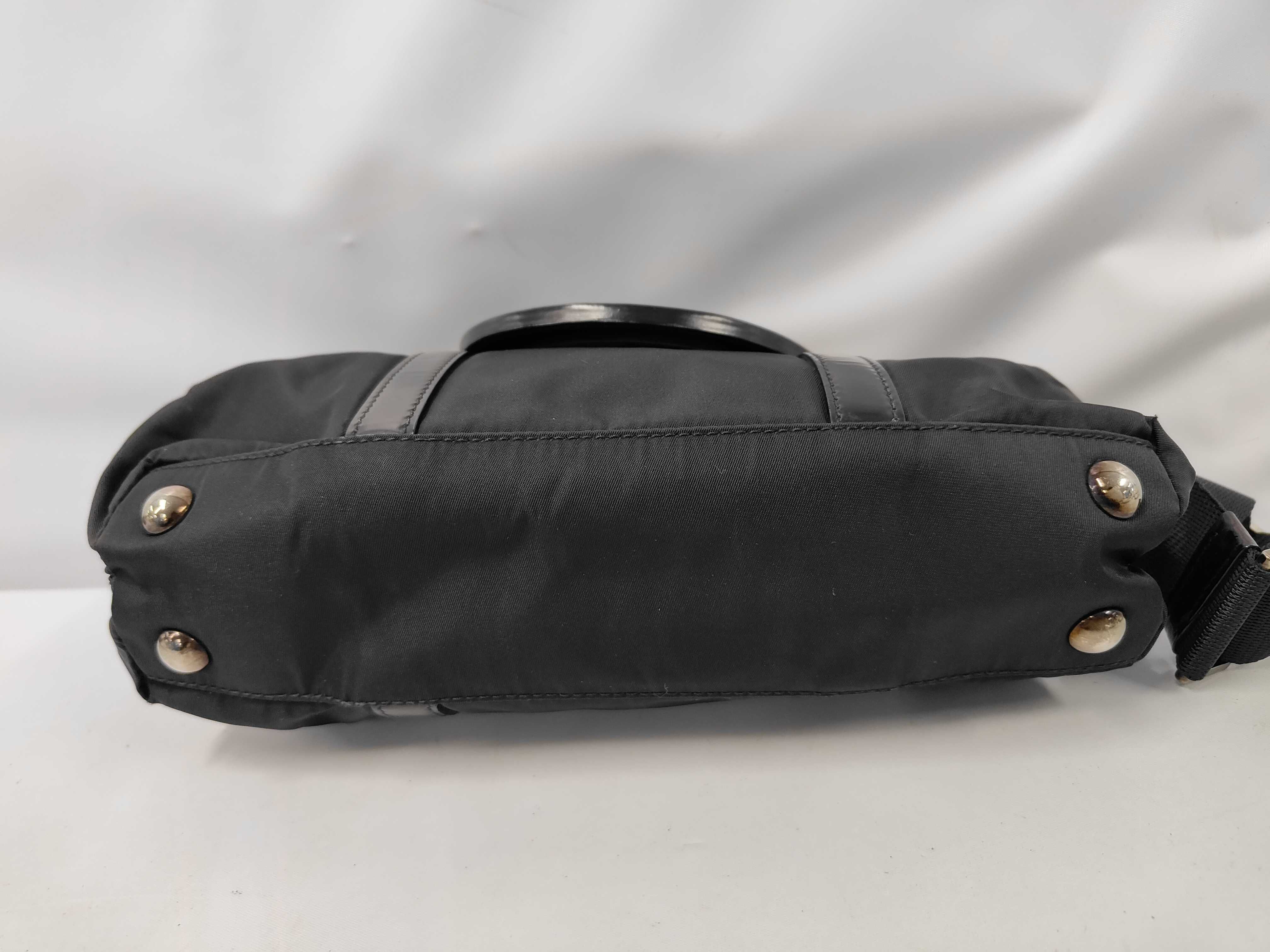 handbag — view 3