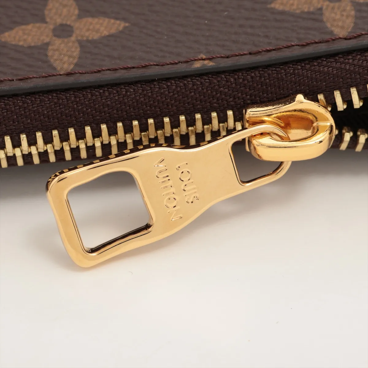 x NBA Monogram Net Flat Pouch M80543 PVC x Leather Pouch Brown RFID Detectable — view 5