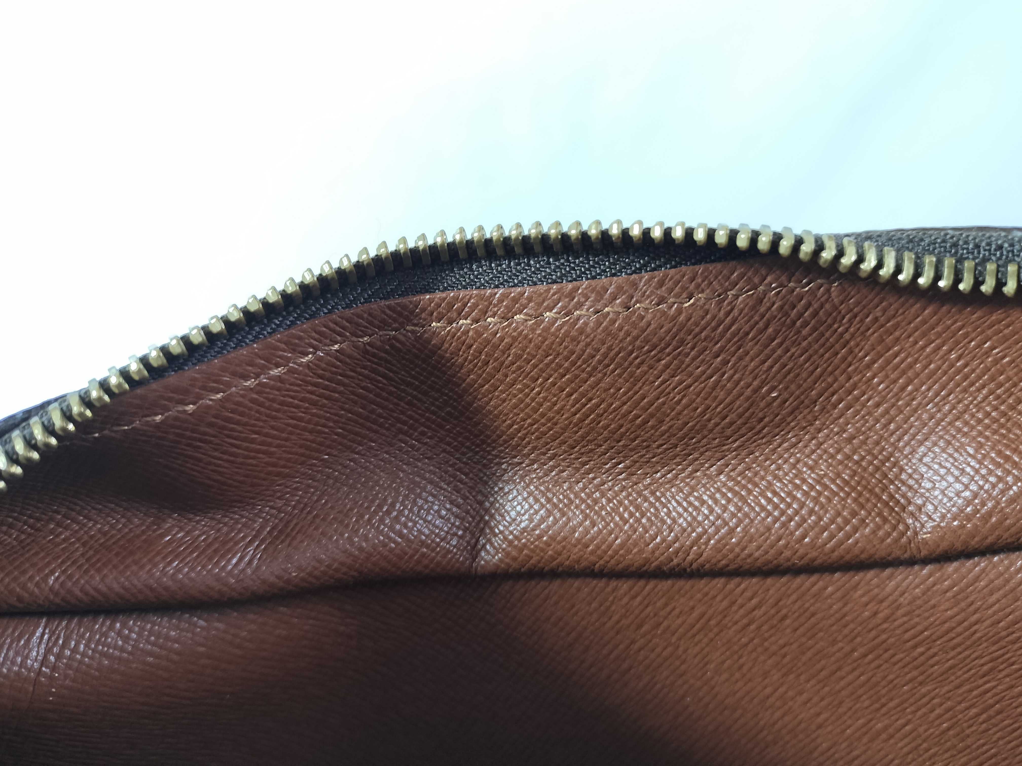 Boulogne Shoulder Bag — view 11