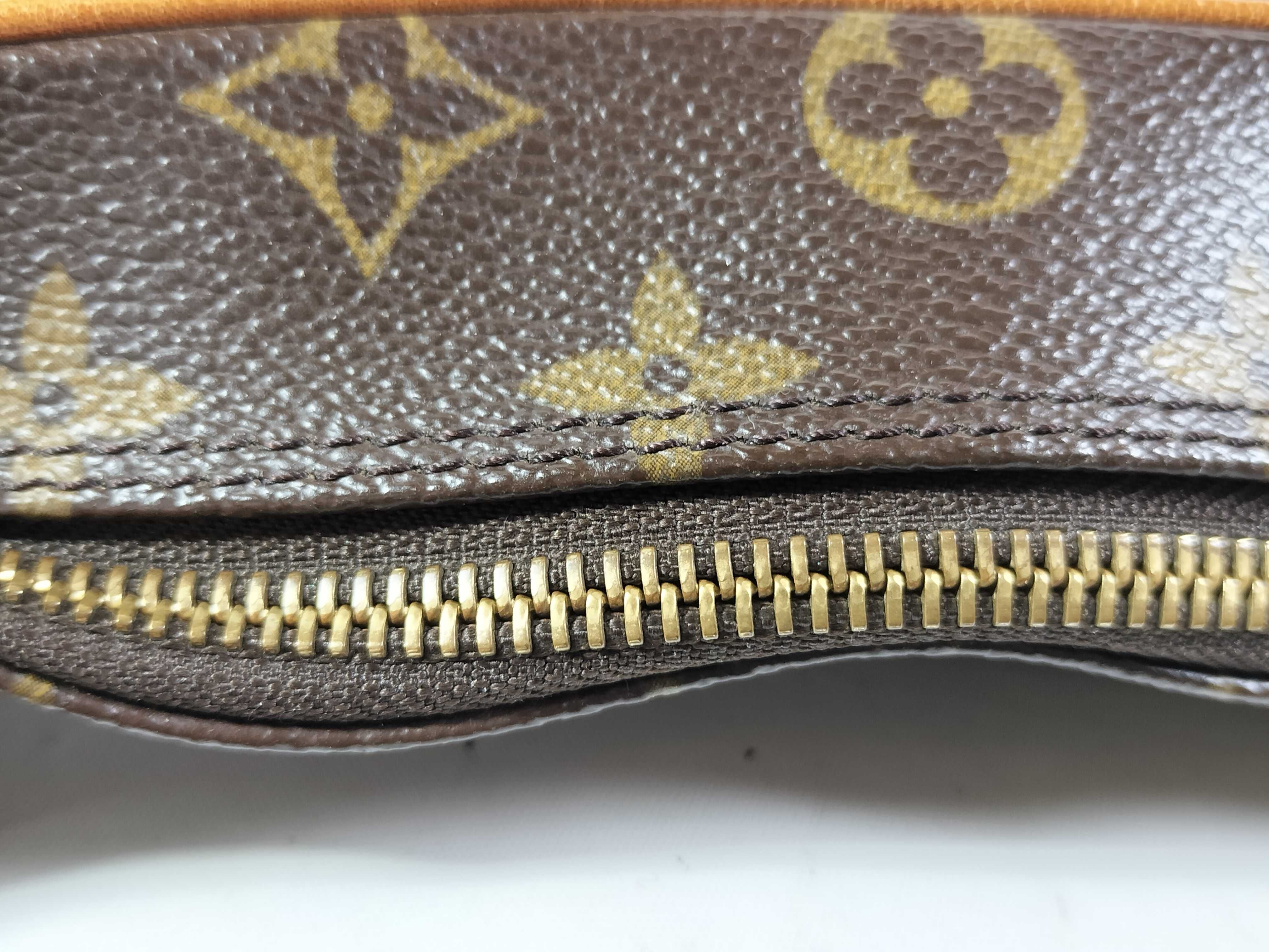Boulogne Shoulder Bag — view 9