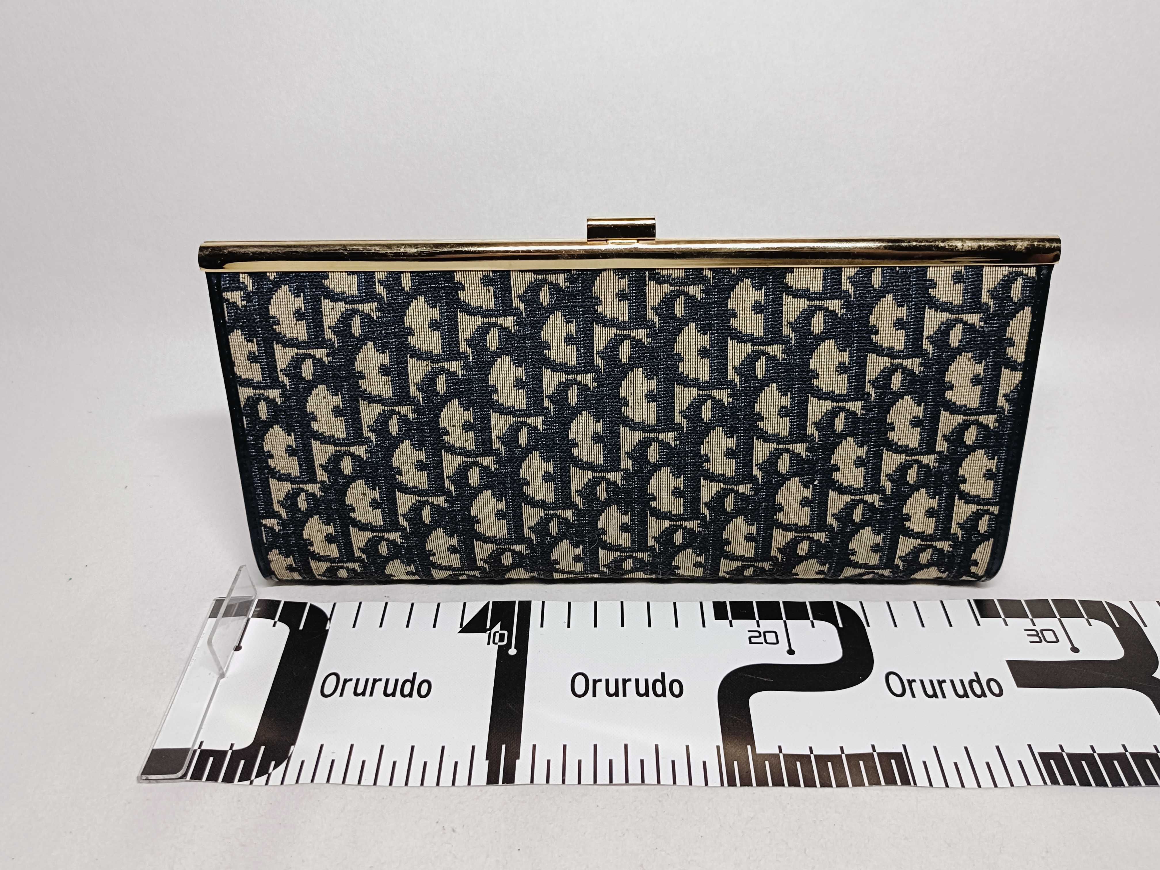 Trotter Clasp Clutch Bag — view 2