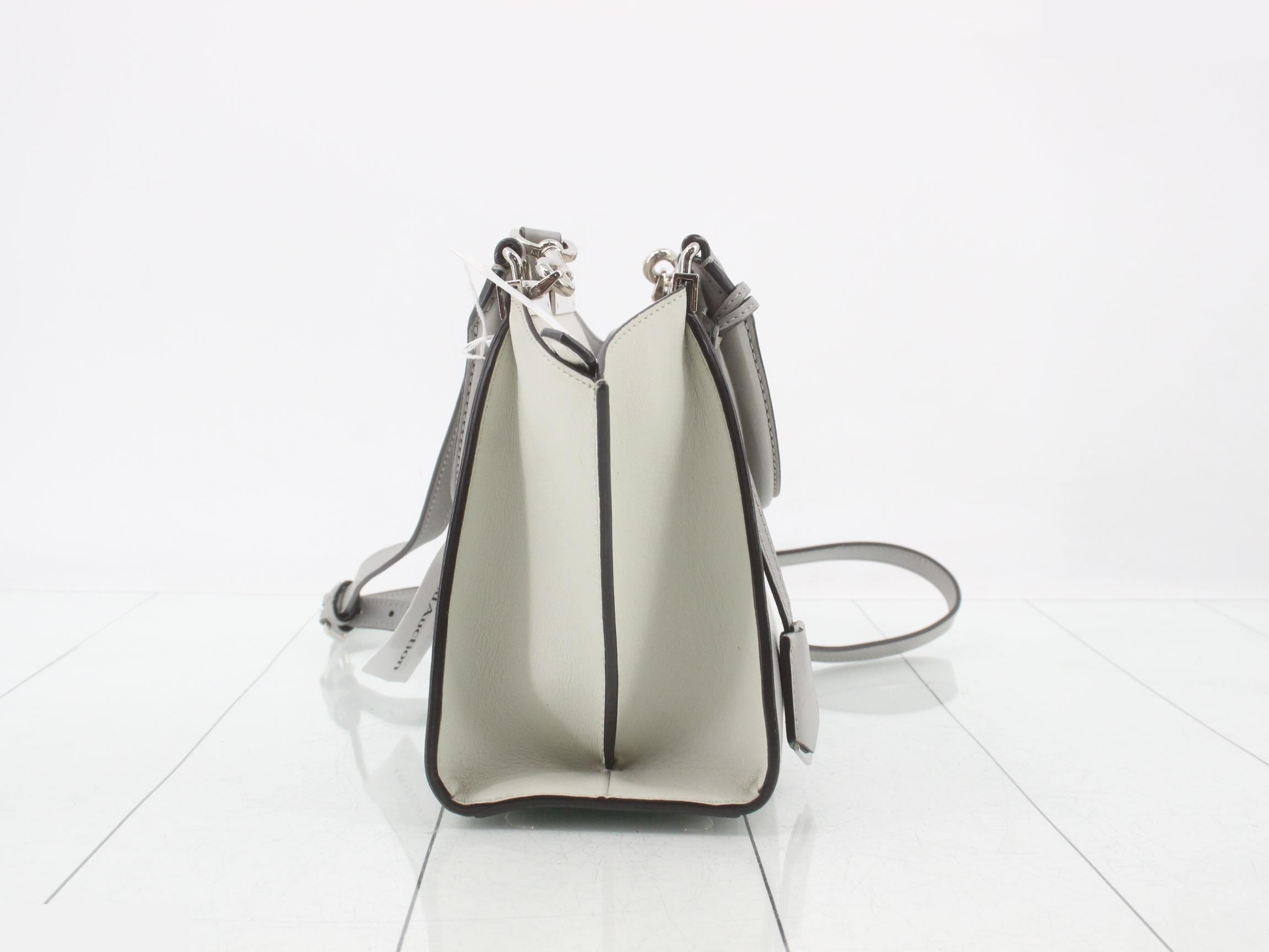 Petit Trois Jours Shoulder Bag — view 4