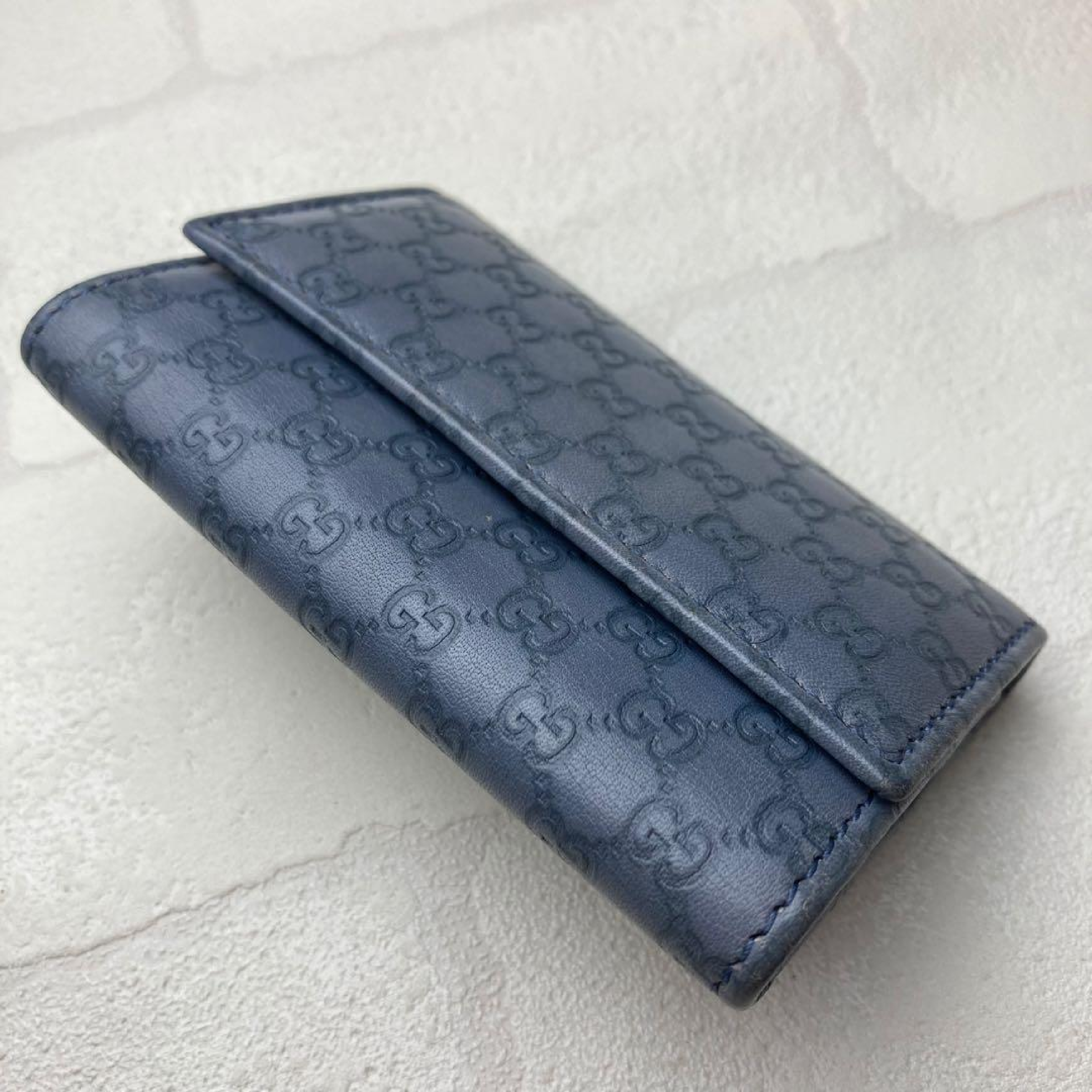 6-Key Case Key Holder, Gray, GG Microssima Embossed Key Case — view 6