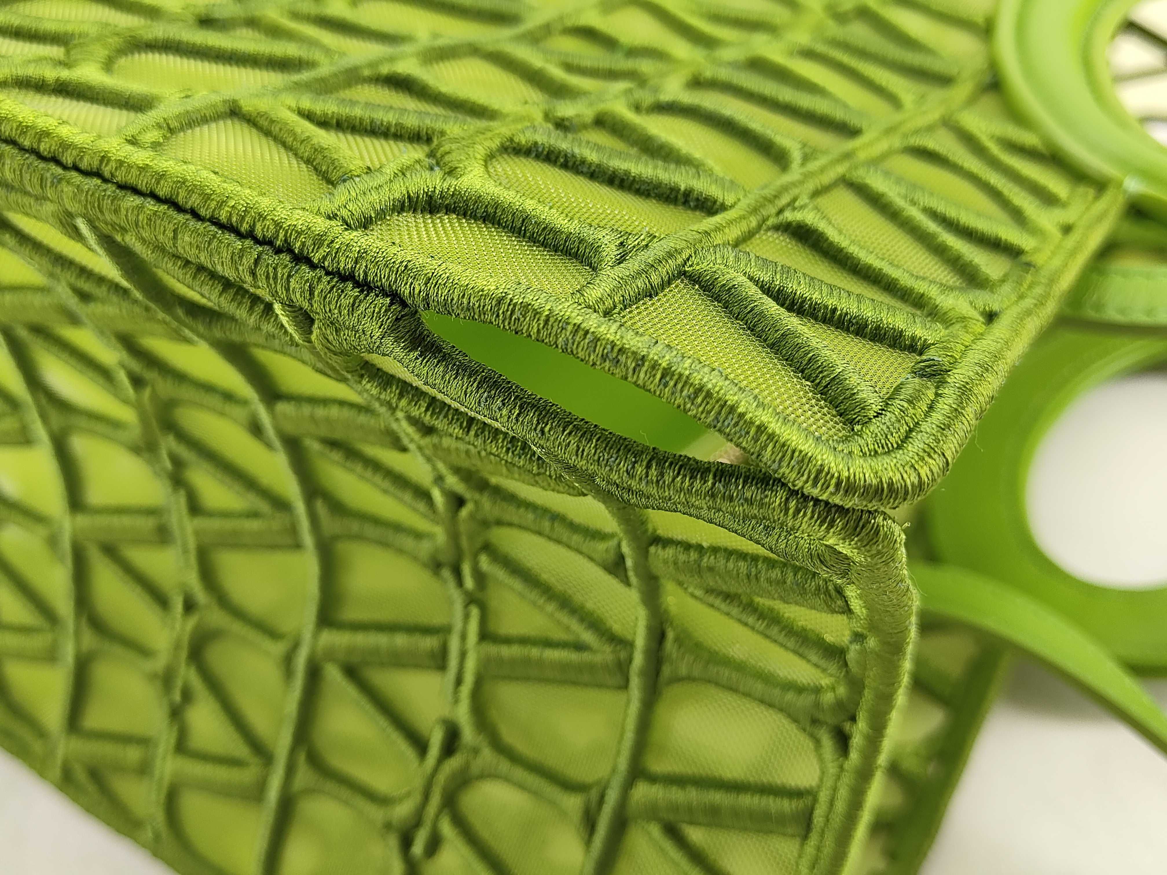 Le Troyes Toile Iconograph Embroidery Tote Bag — view 12