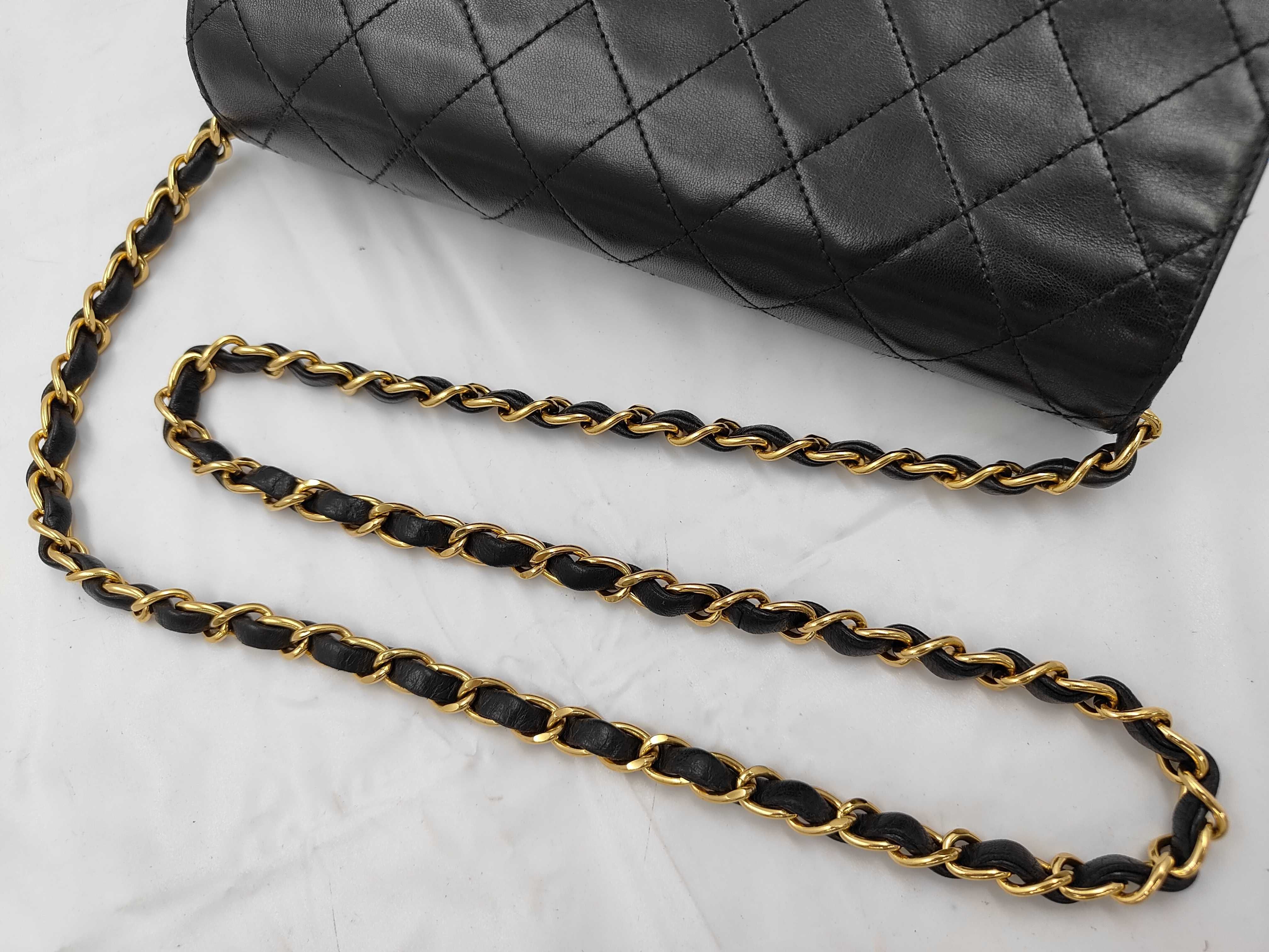 Matelassé Push-Lock Chain Shoulder Bag, Black, Series 5 (Shoulder Bag) — view 3