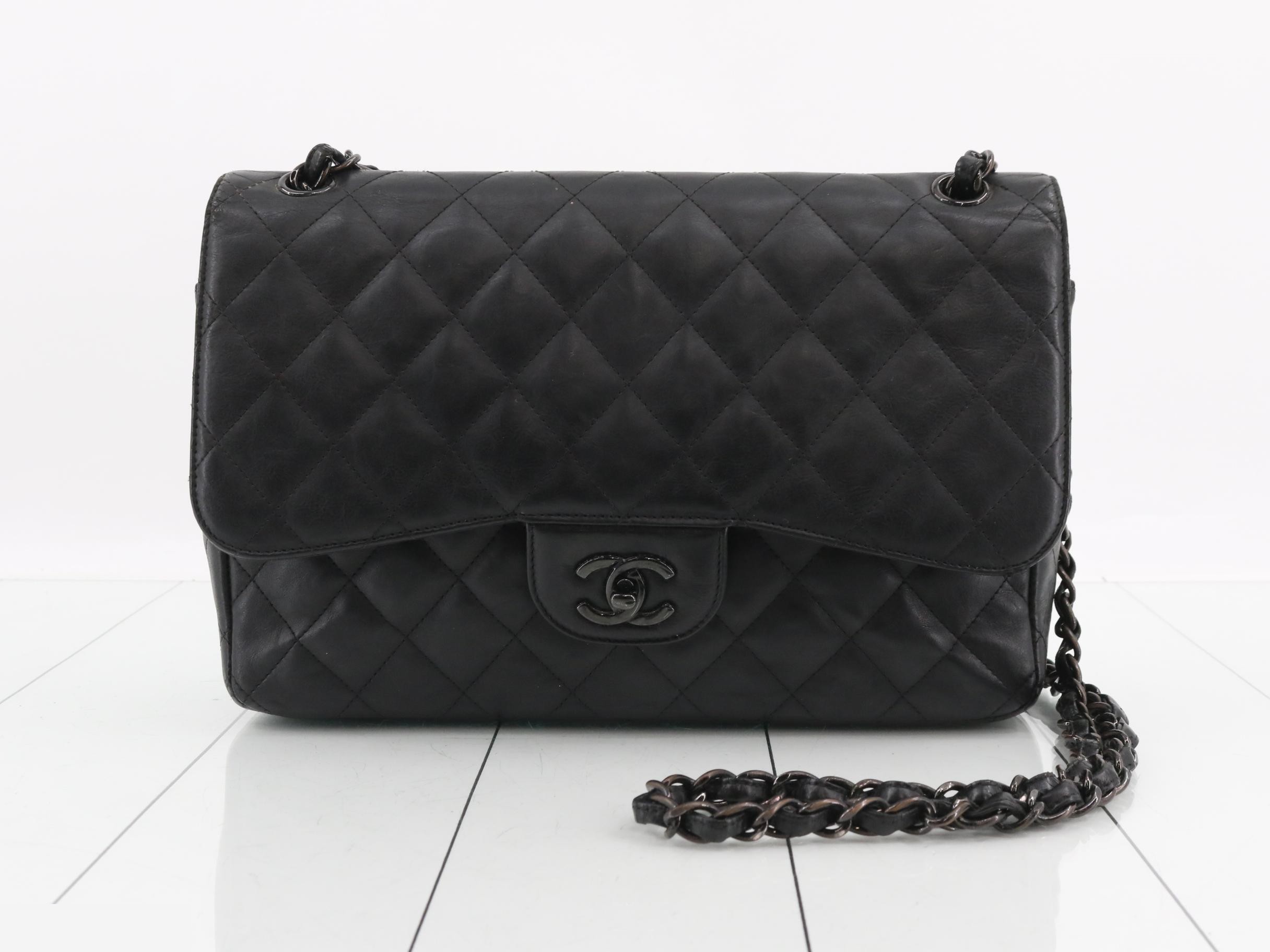 Matelassé Double Flap 30 Chain Shoulder Bag, Calfskin