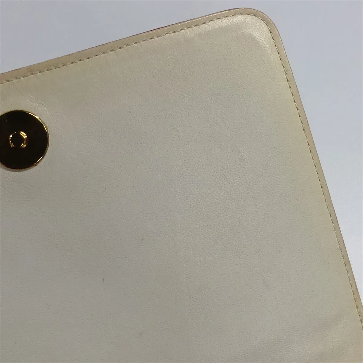 Coco Mark Lambskin Single Flap Single Chain Bag, White x Red, Gold Hardware, 0872440 (serial number in the 0s), Dust bag deteriorated. — view 14