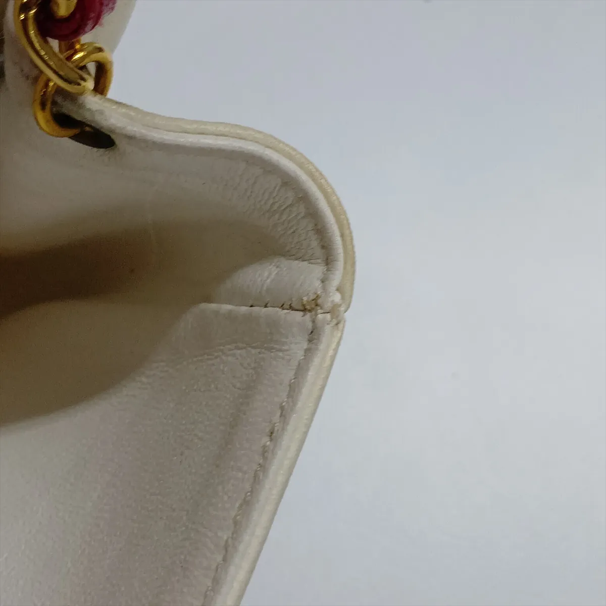 Coco Mark Lambskin Single Flap Single Chain Bag, White x Red, Gold Hardware, 0872440 (serial number in the 0s), Dust bag deteriorated. — view 15