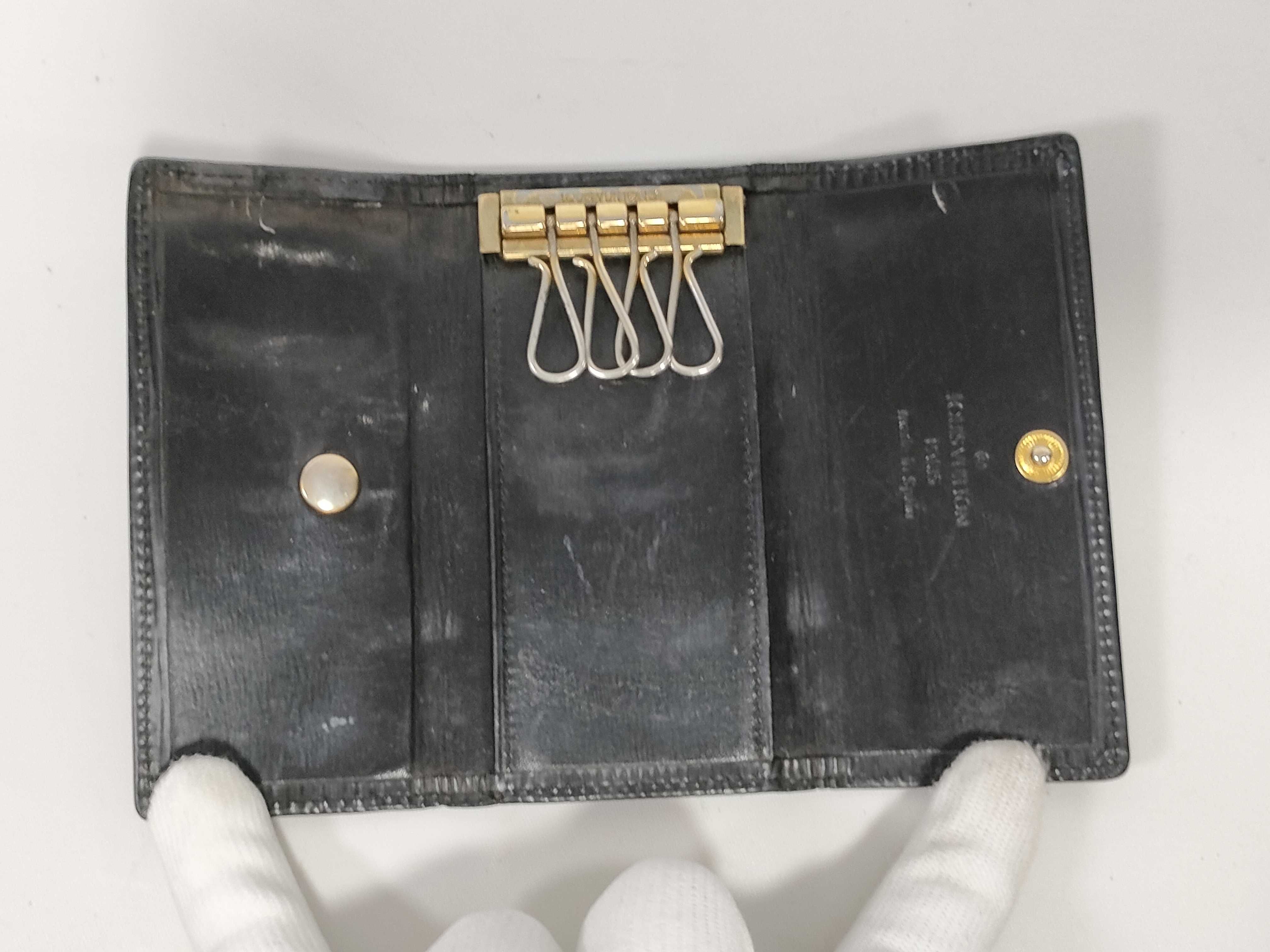 4-Key Case Set (Key Cases & Key Holders) — view 4