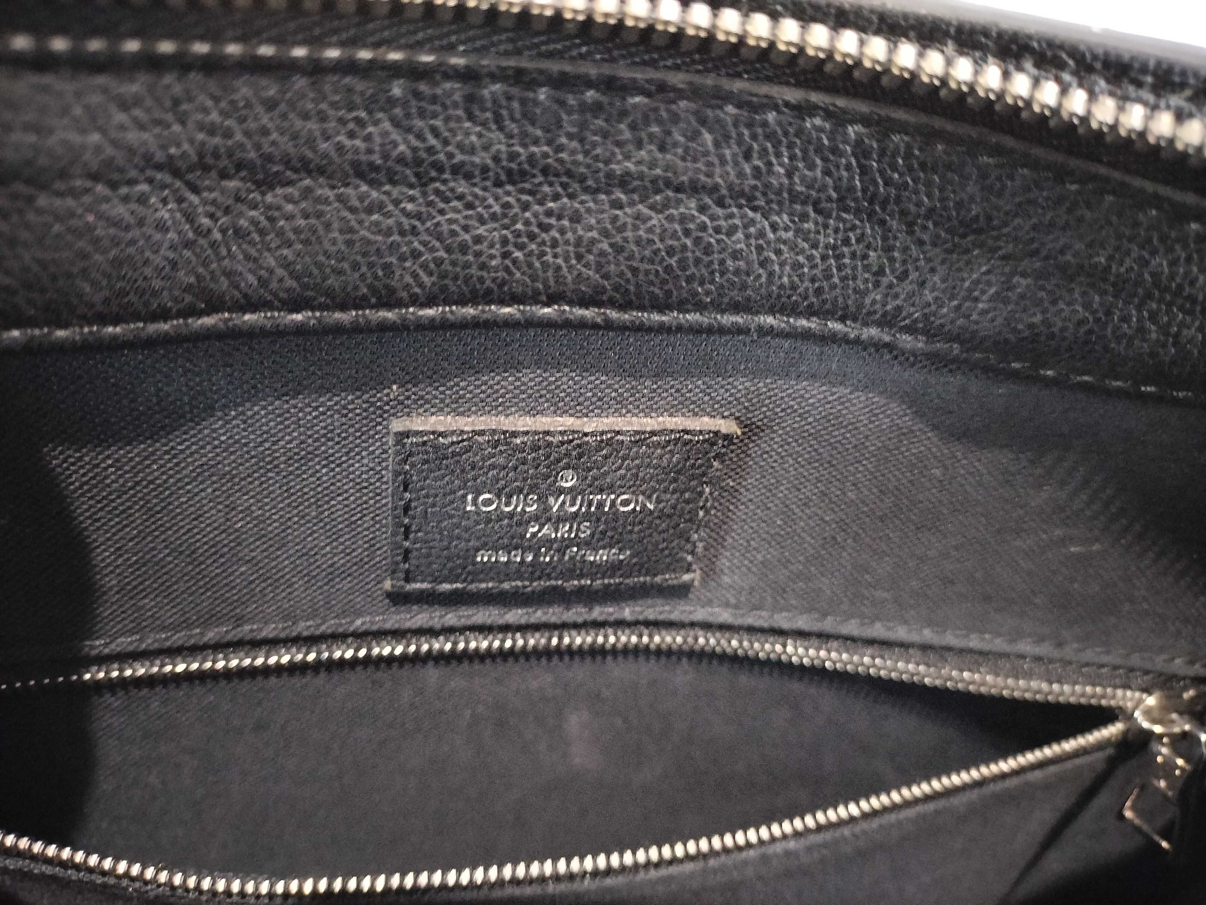 Epi Vaneau MM M51238 AR4146 Black Handbag — view 12