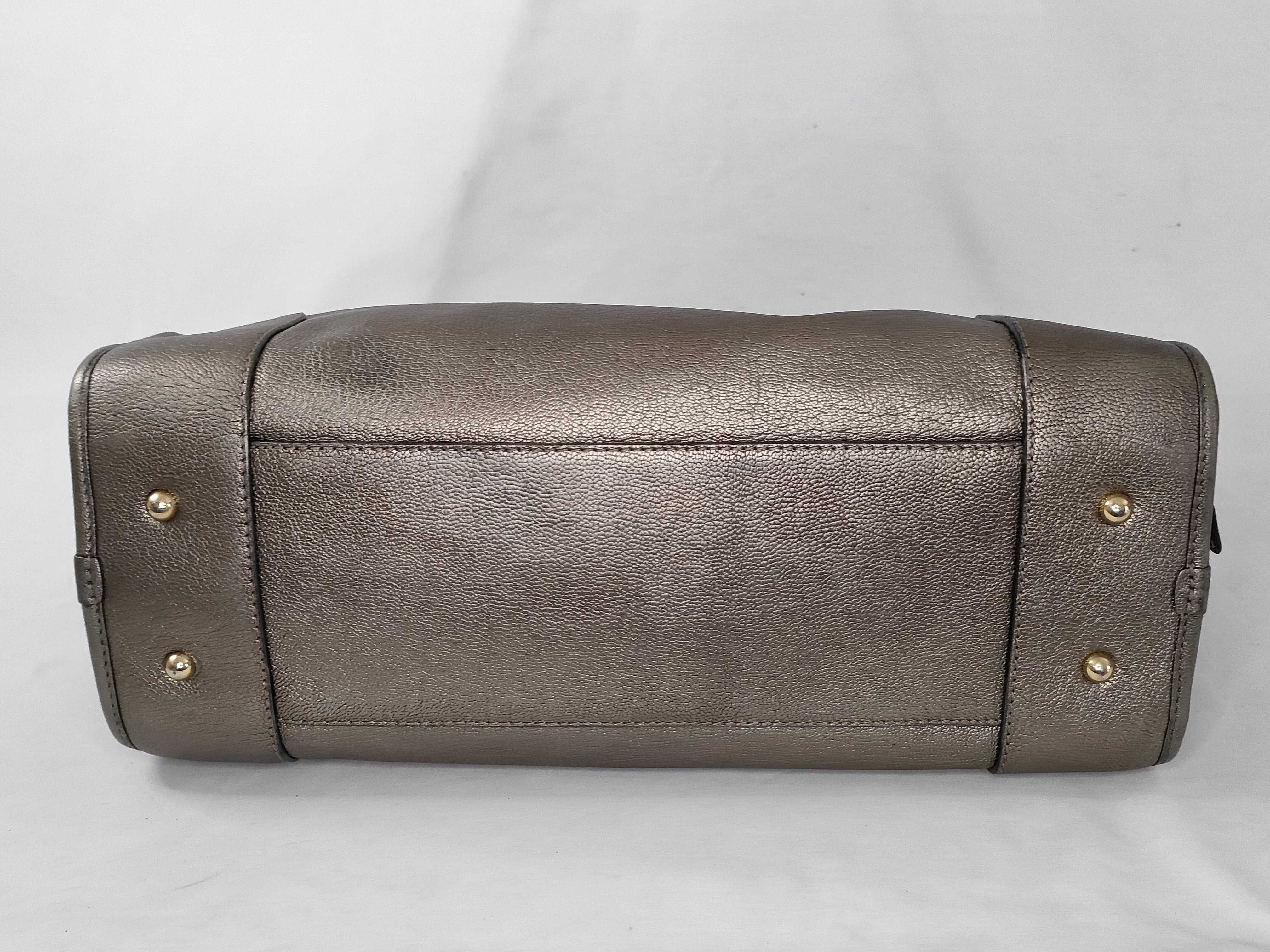 Amazona 36 Leather Handbag with Serial Number, Card, Padlock, and Key — view 7