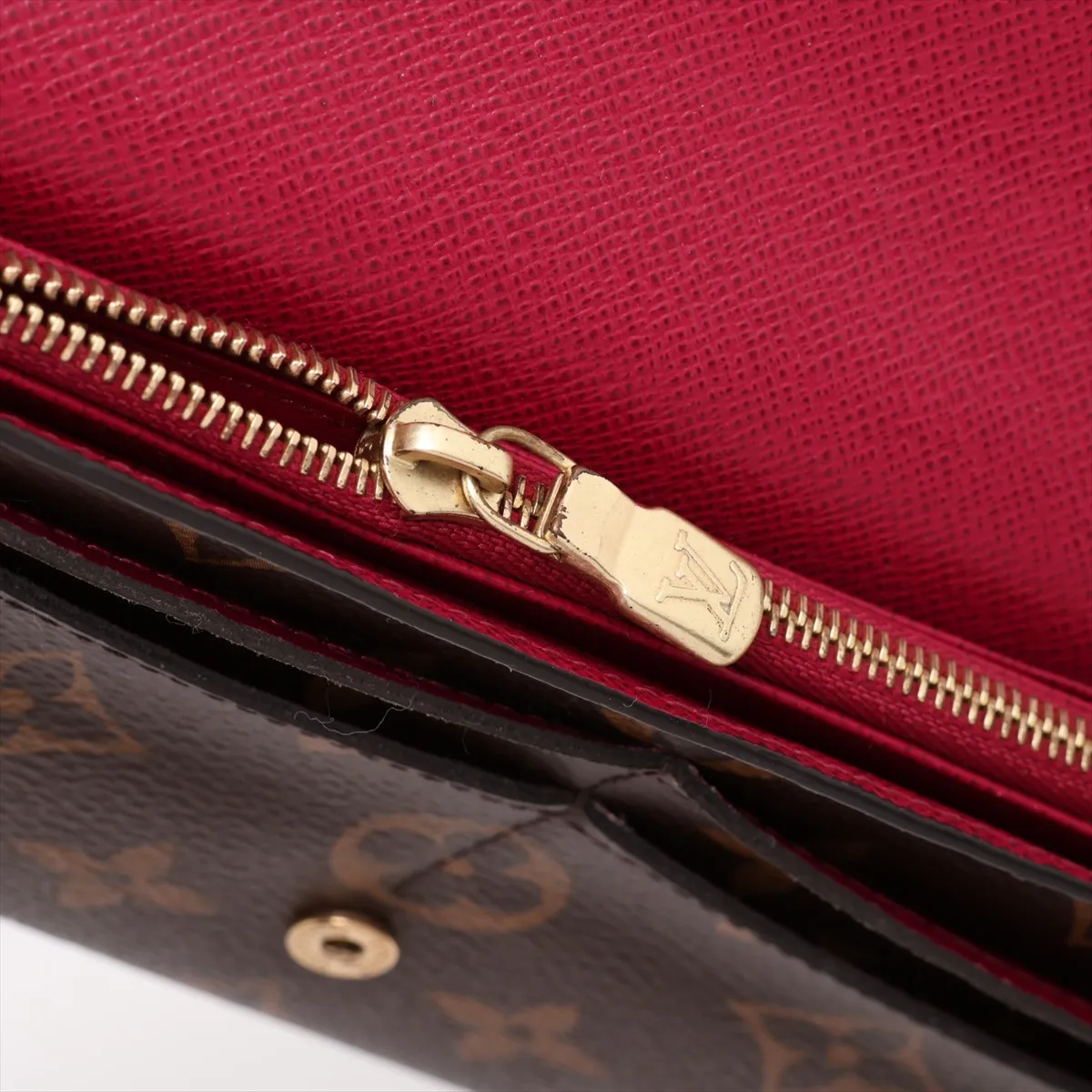 Monogram Portefeuille Sarah M62234 SN3109 Fuchsia Long Wallet with Initials — view 11