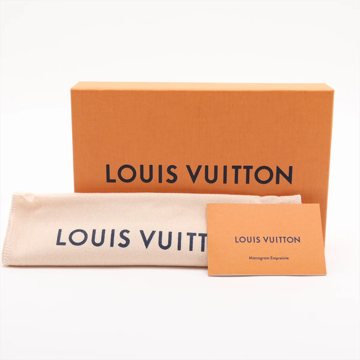 Monogram Portefeuille Sarah M62234 SN3109 Fuchsia Long Wallet with Initials — view 13